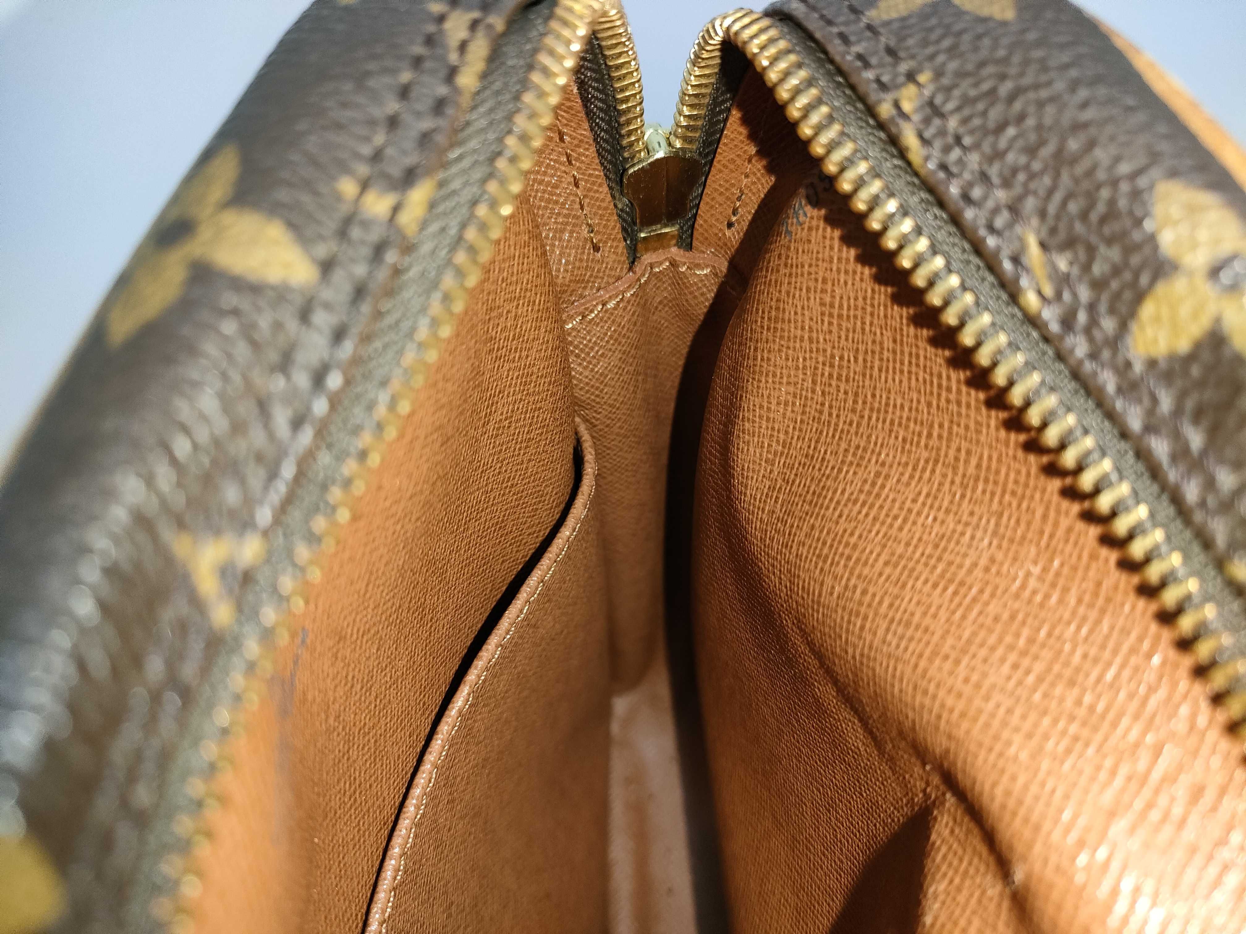 Monogram LV Monogram Amazon M45236 TH0916 Shoulder Bag — view 9