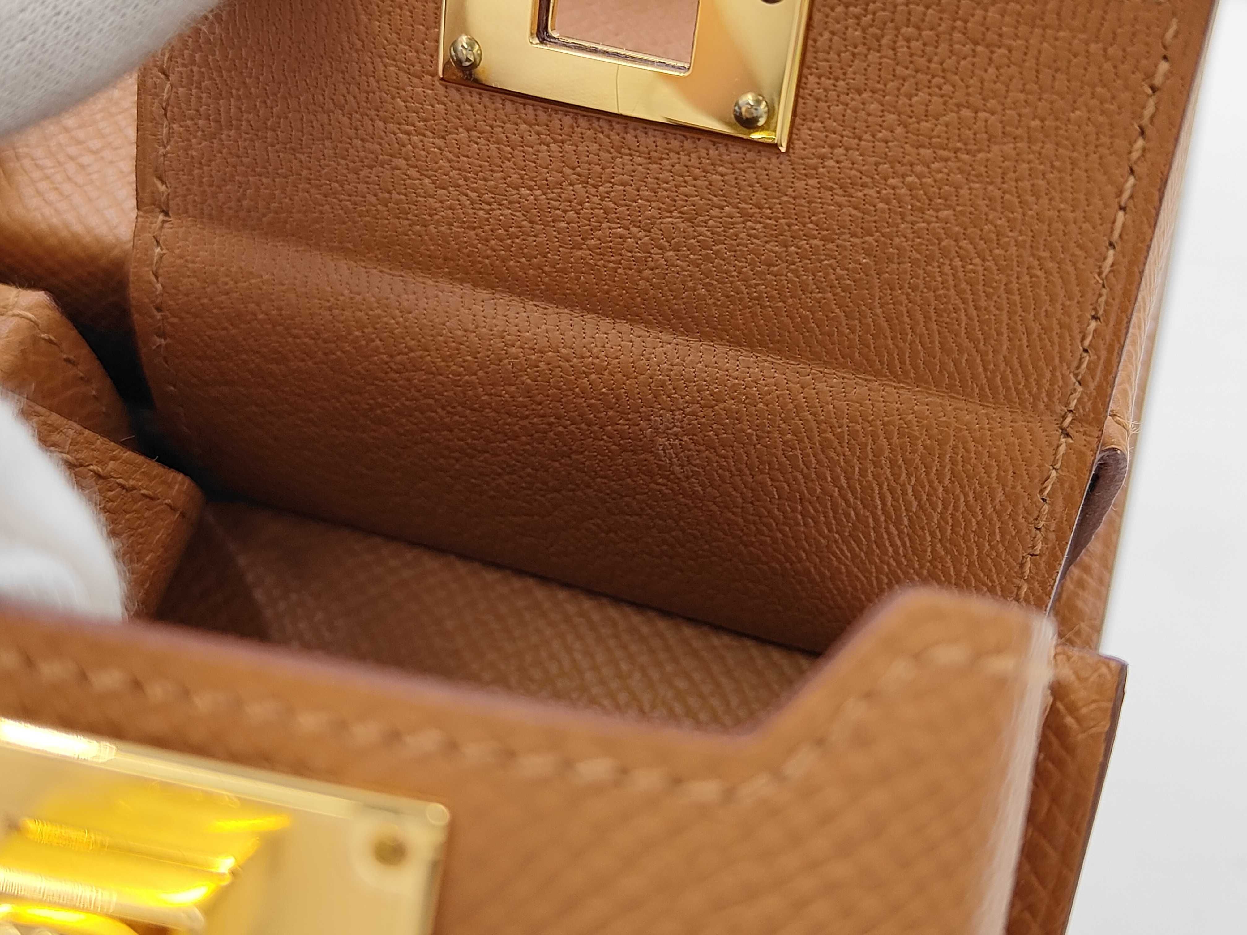 Kelly Multi-Pocket To Go Gold Shoulder Bag — view 11