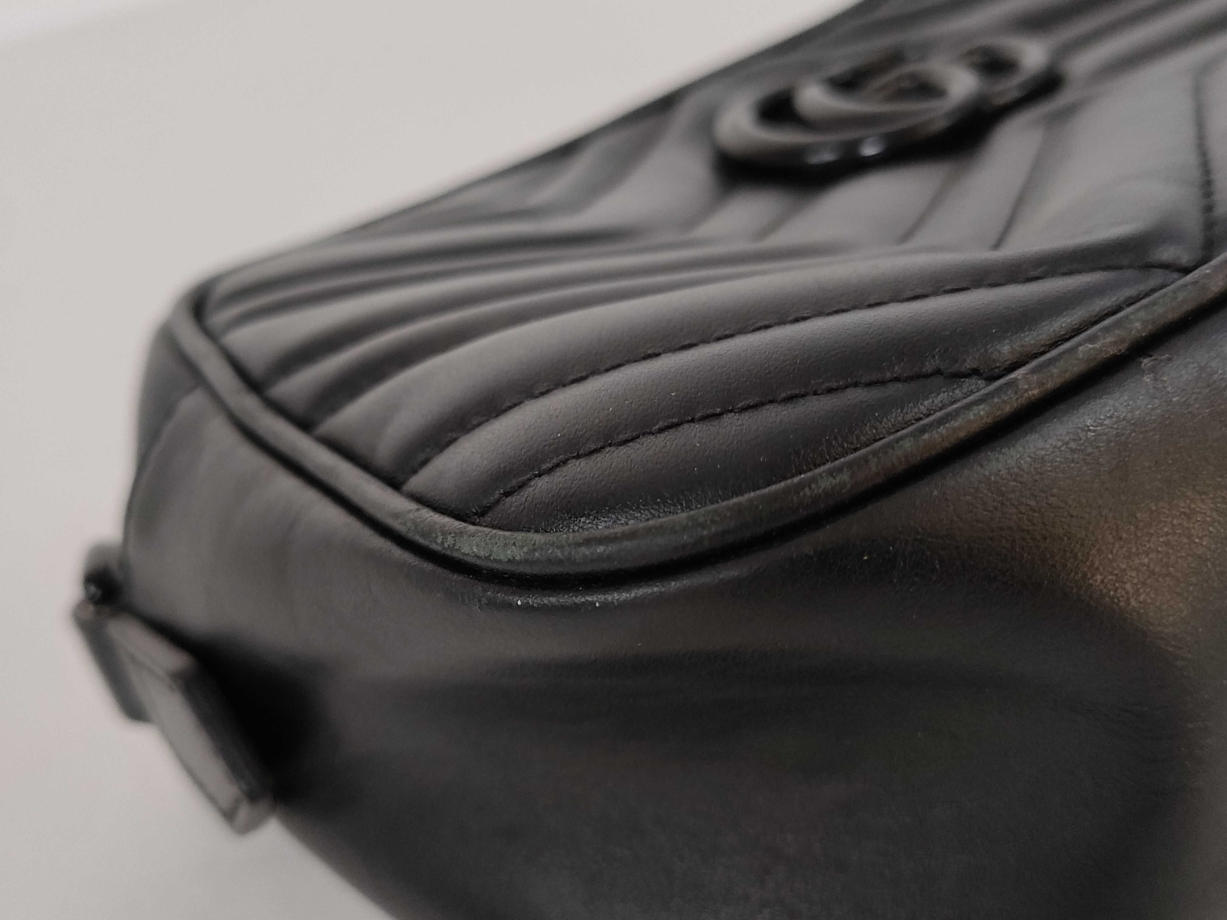 GG Marmont Quilted Camera Bag Shoulder Bag Black Shoulder Bag — view 6