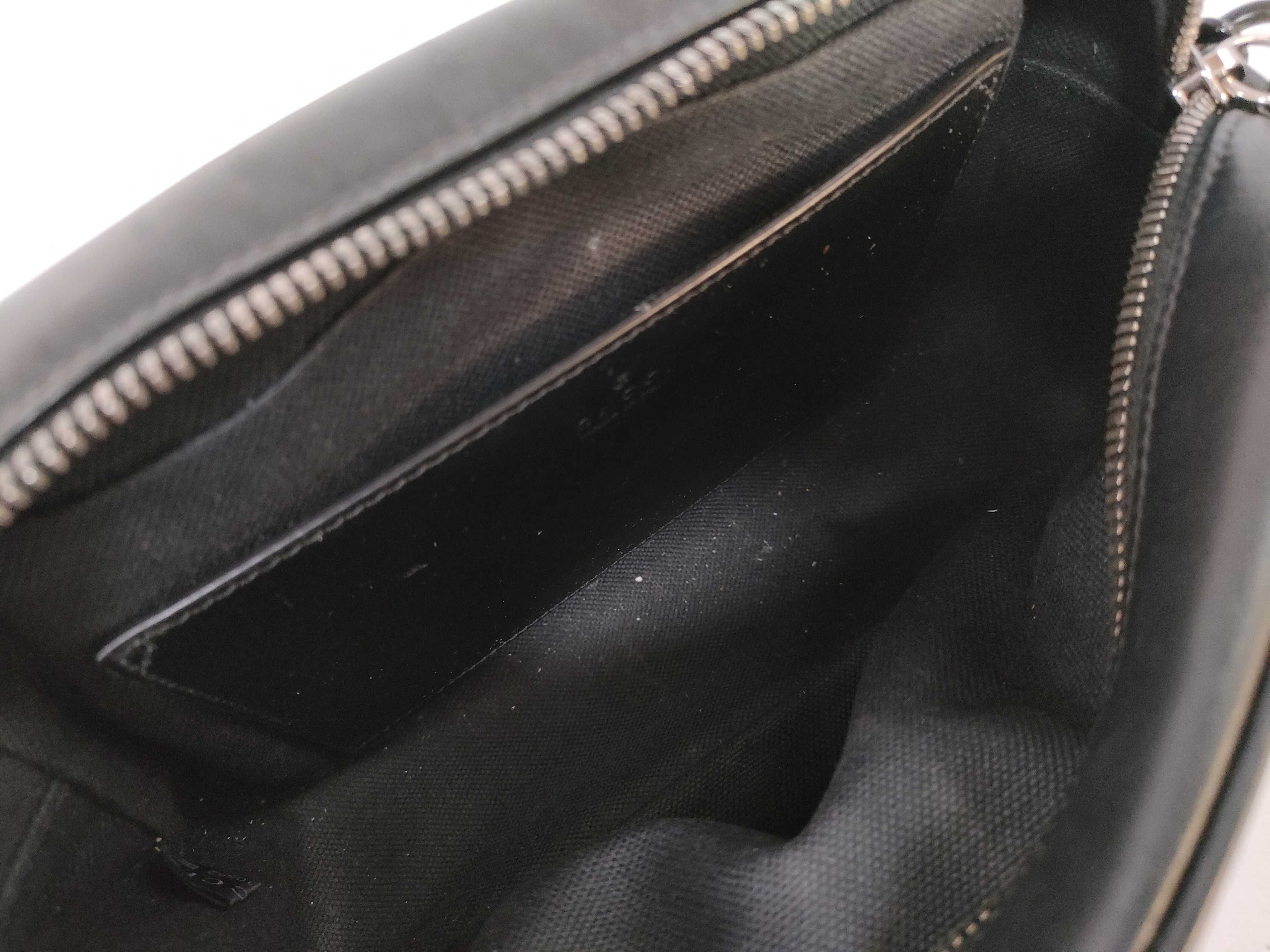 GG Marmont Quilted Camera Bag Shoulder Bag Black Shoulder Bag — view 9