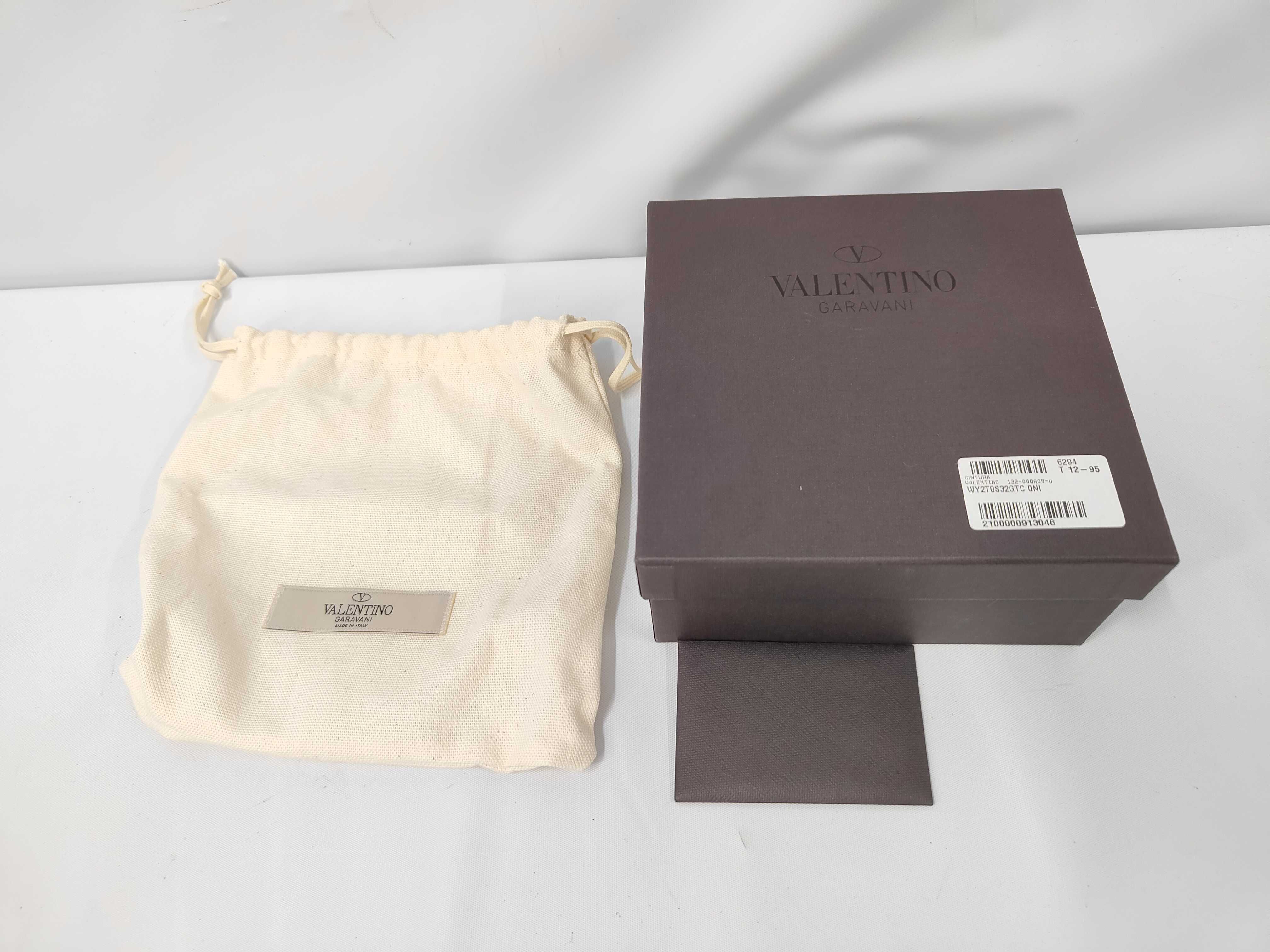 VLTN logo belt, leather belt, WY2T0S32GTC. Accessories: Box, dust bag. — view 10