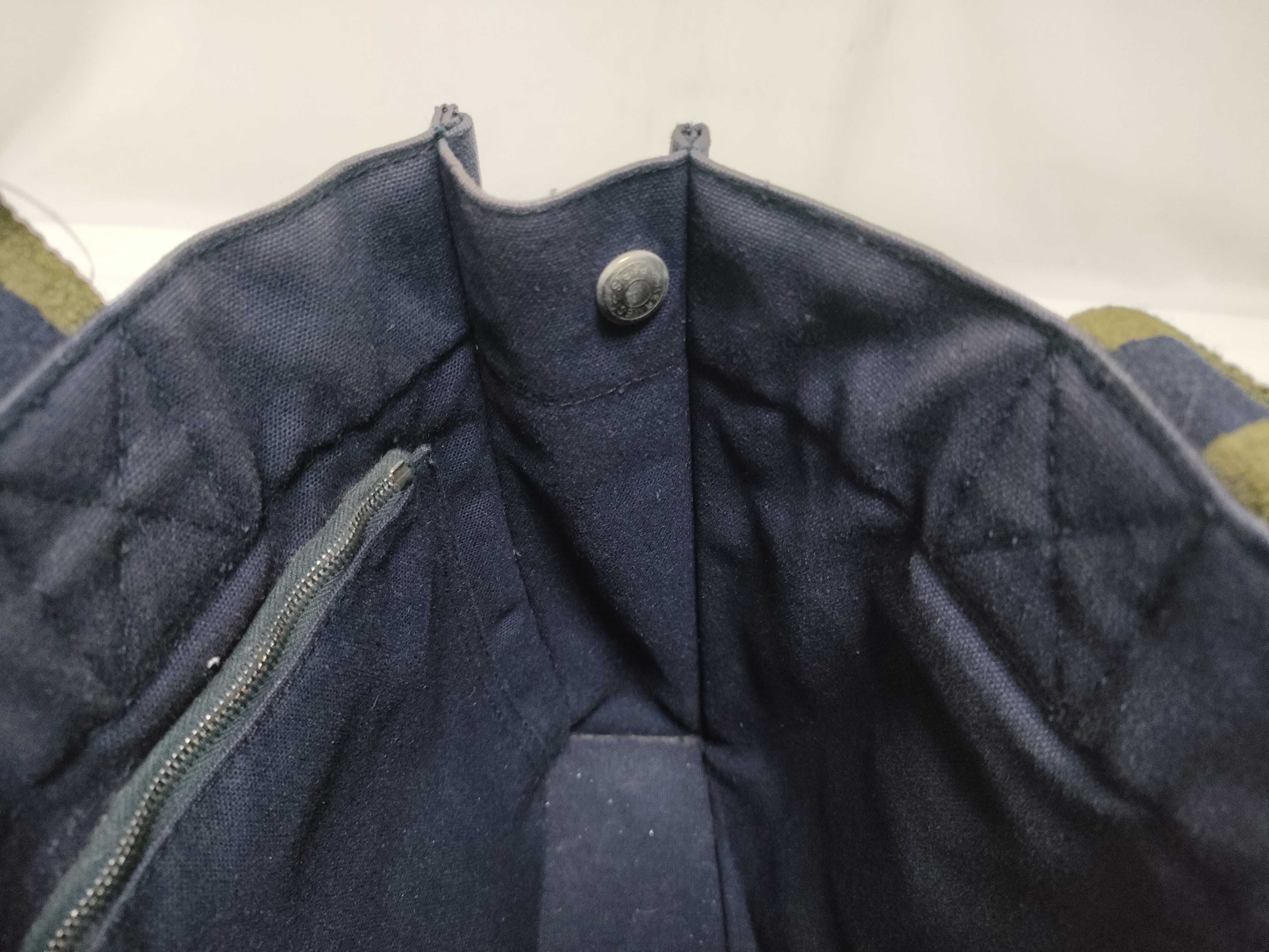 Fourre-Tout PM Handbag — view 8