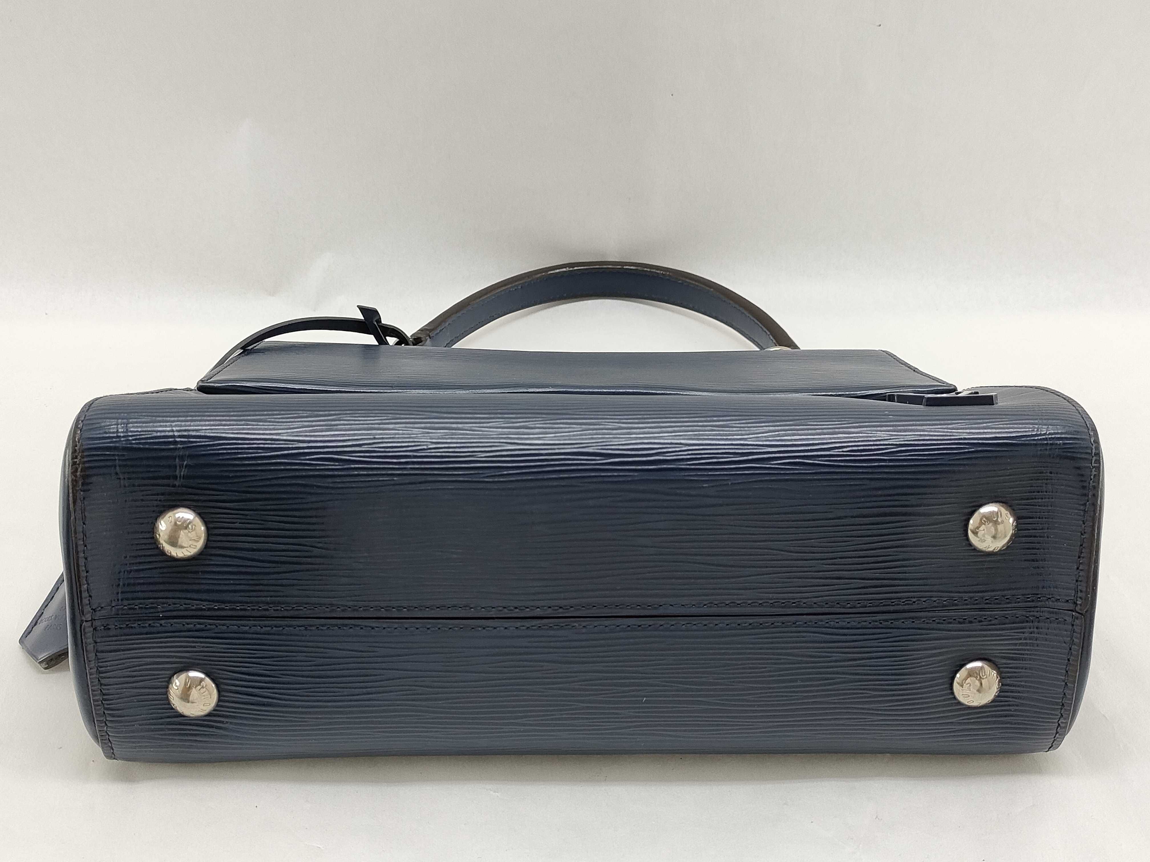 Epi Leather Cluny MM 2-Way Handbag — view 7