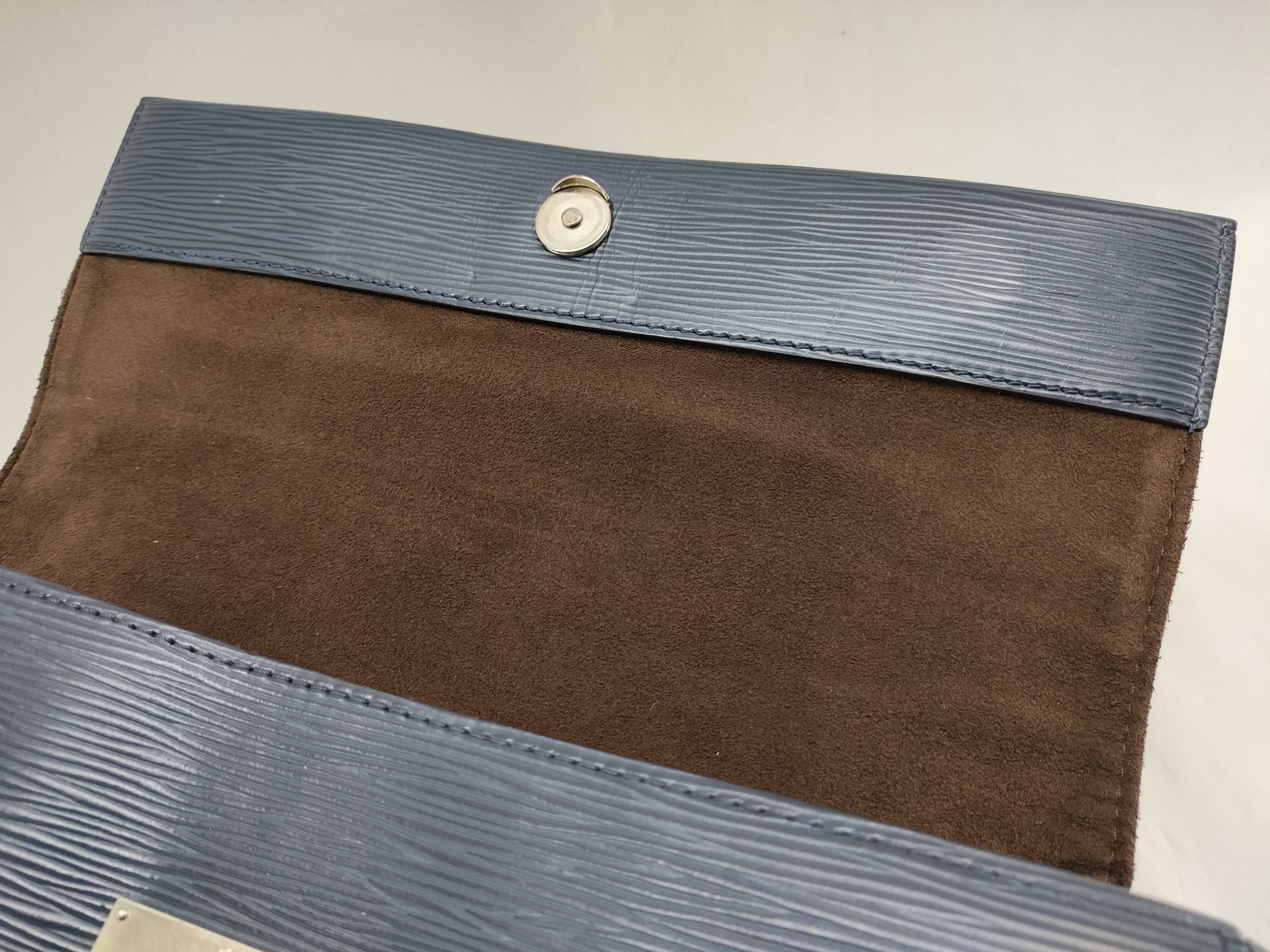 Epi Leather Cluny MM 2-Way Handbag — view 8