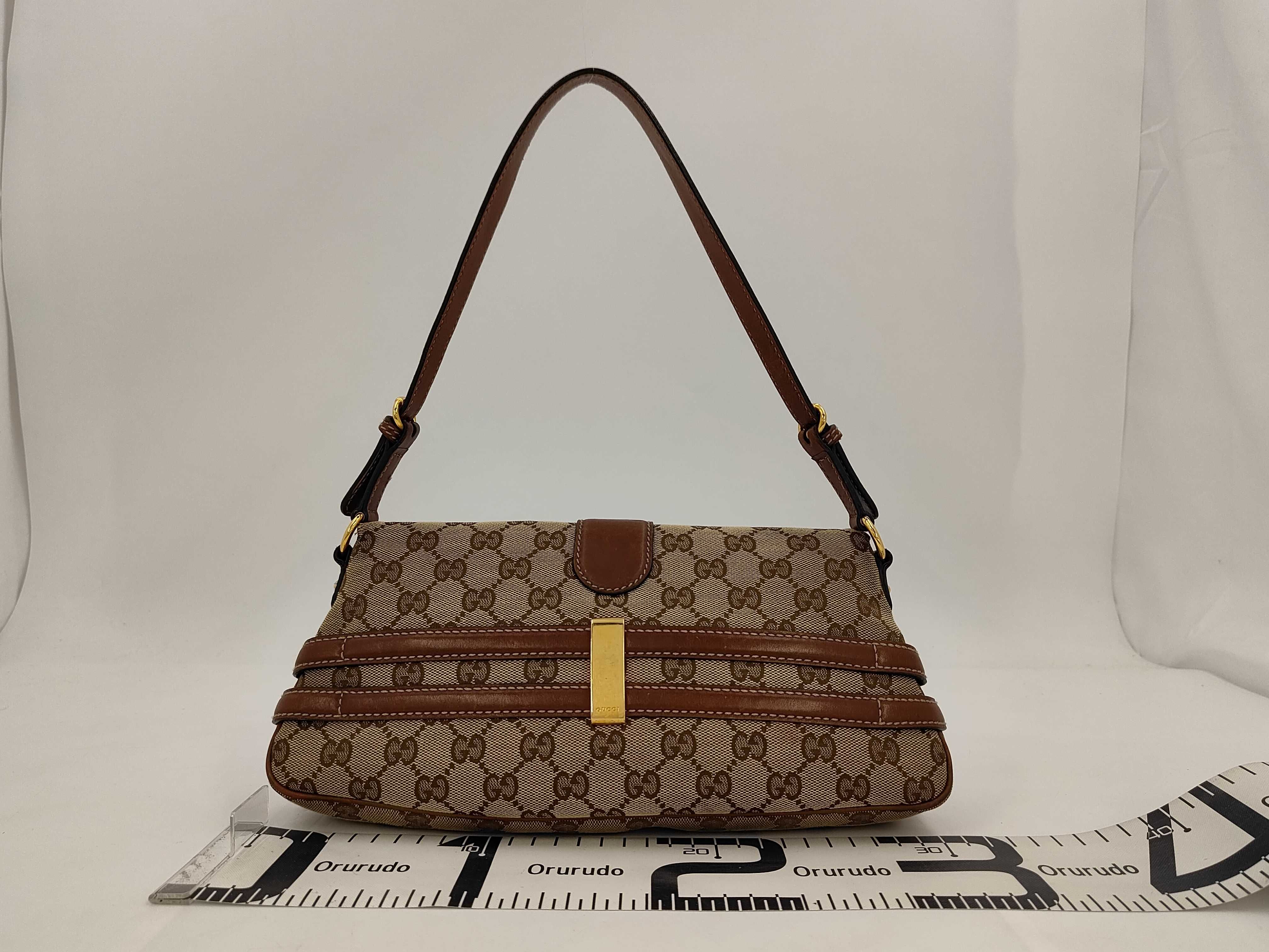 GG Canvas One-Shoulder Bag — view 2