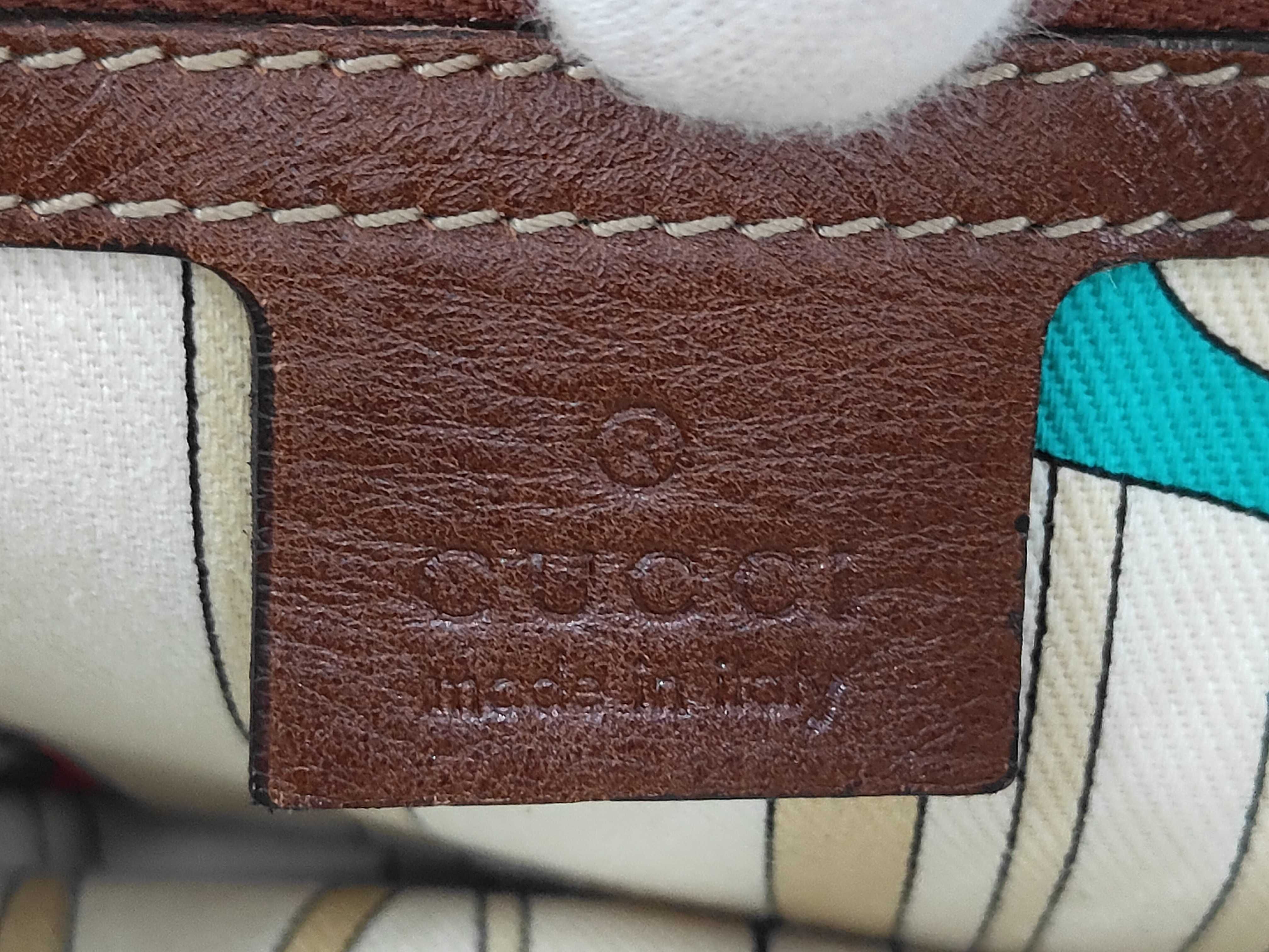 GG Canvas One-Shoulder Bag — view 11