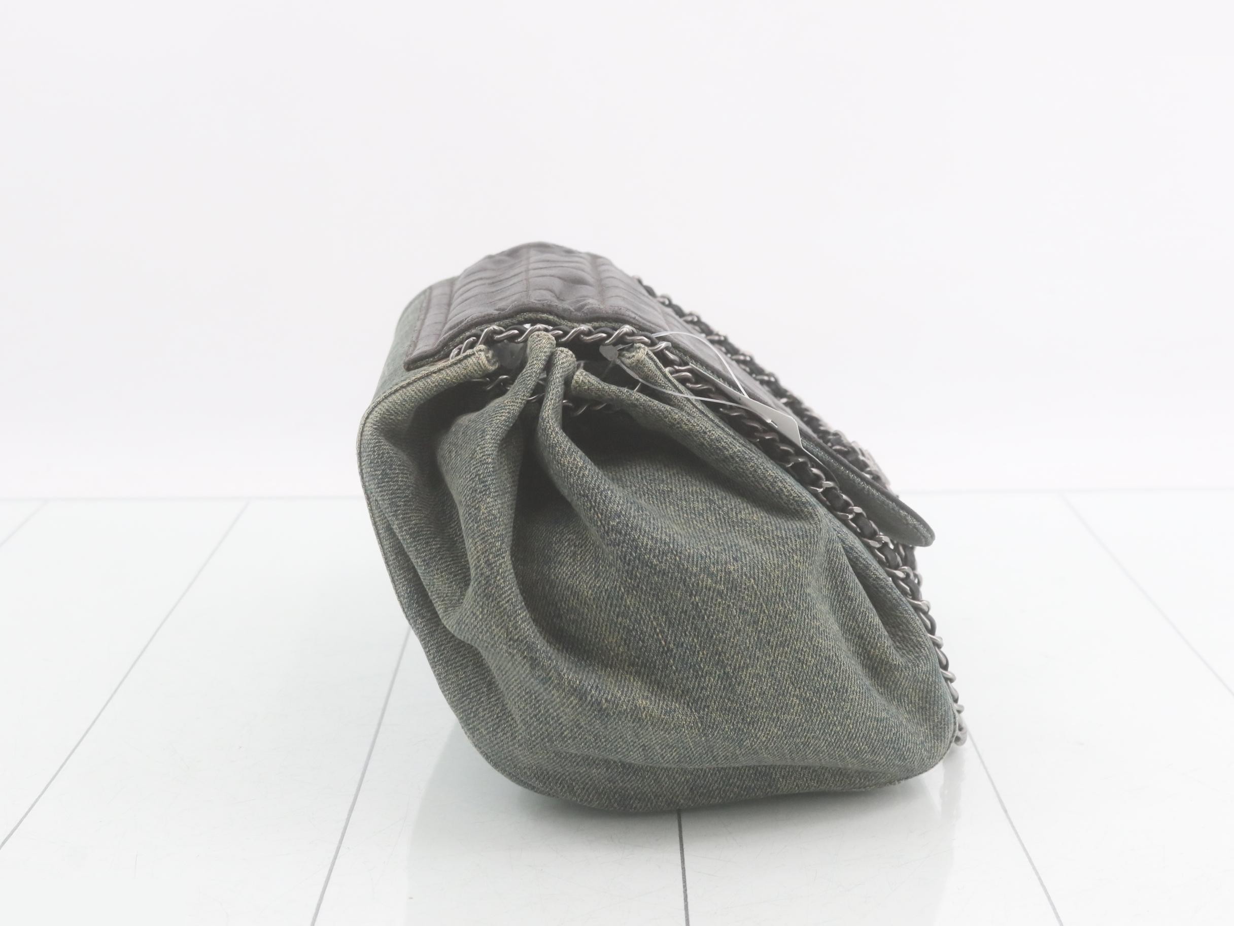 Chocolate bar shoulder bag — view 4