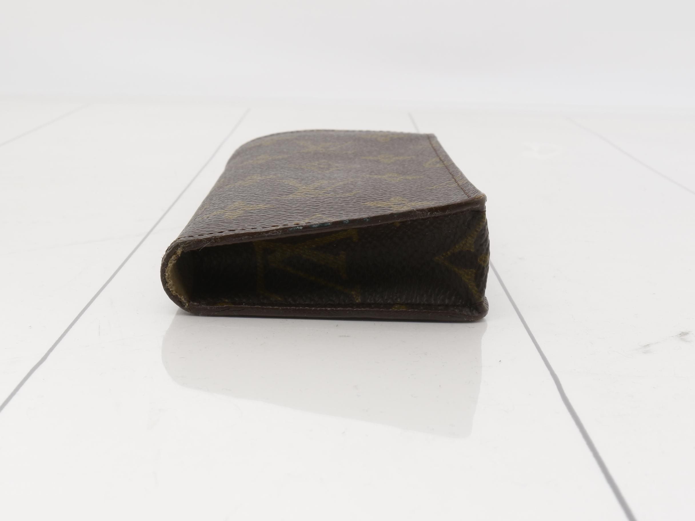 LV eyeglasses case — view 3