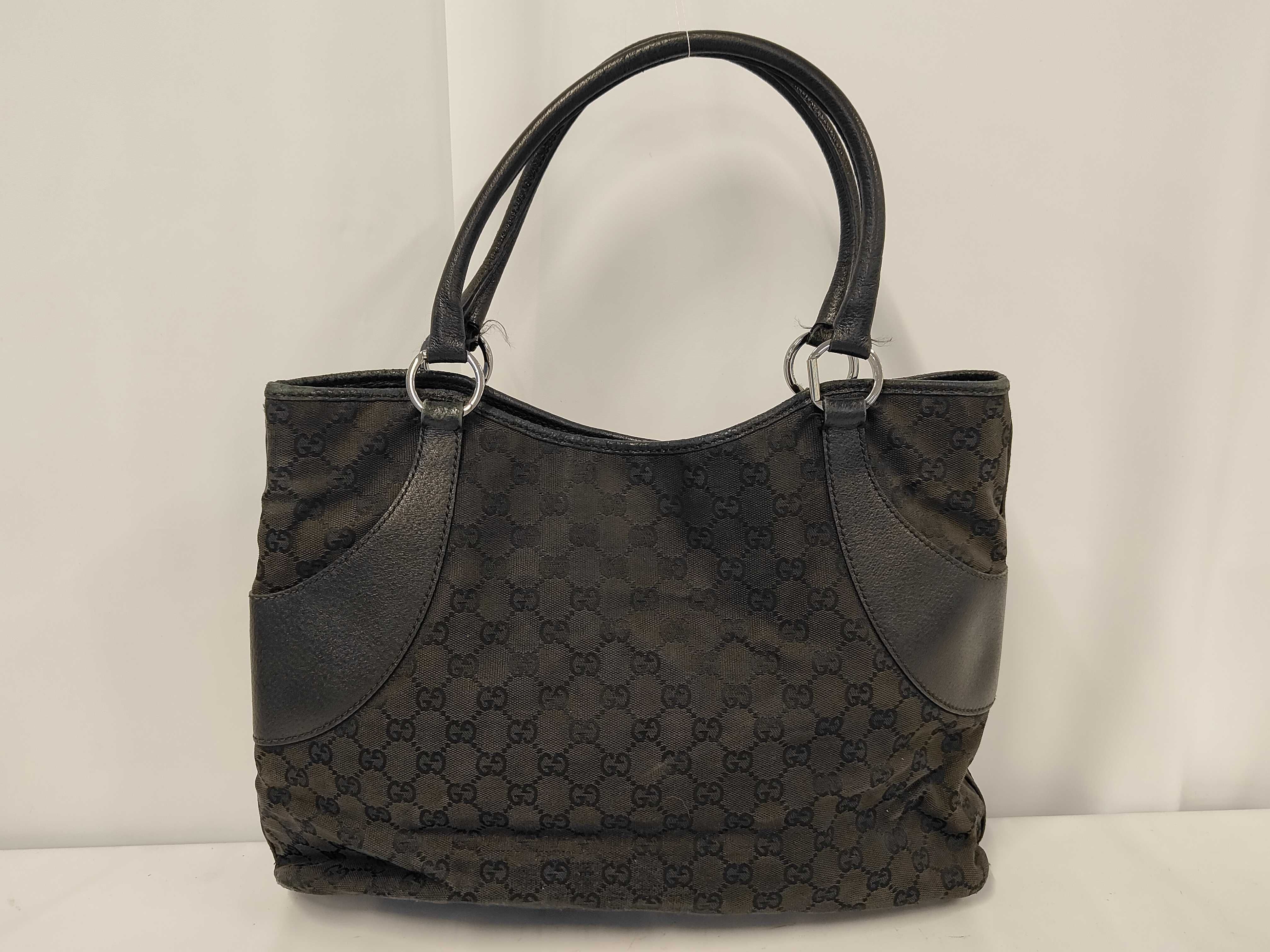 handbag (black)