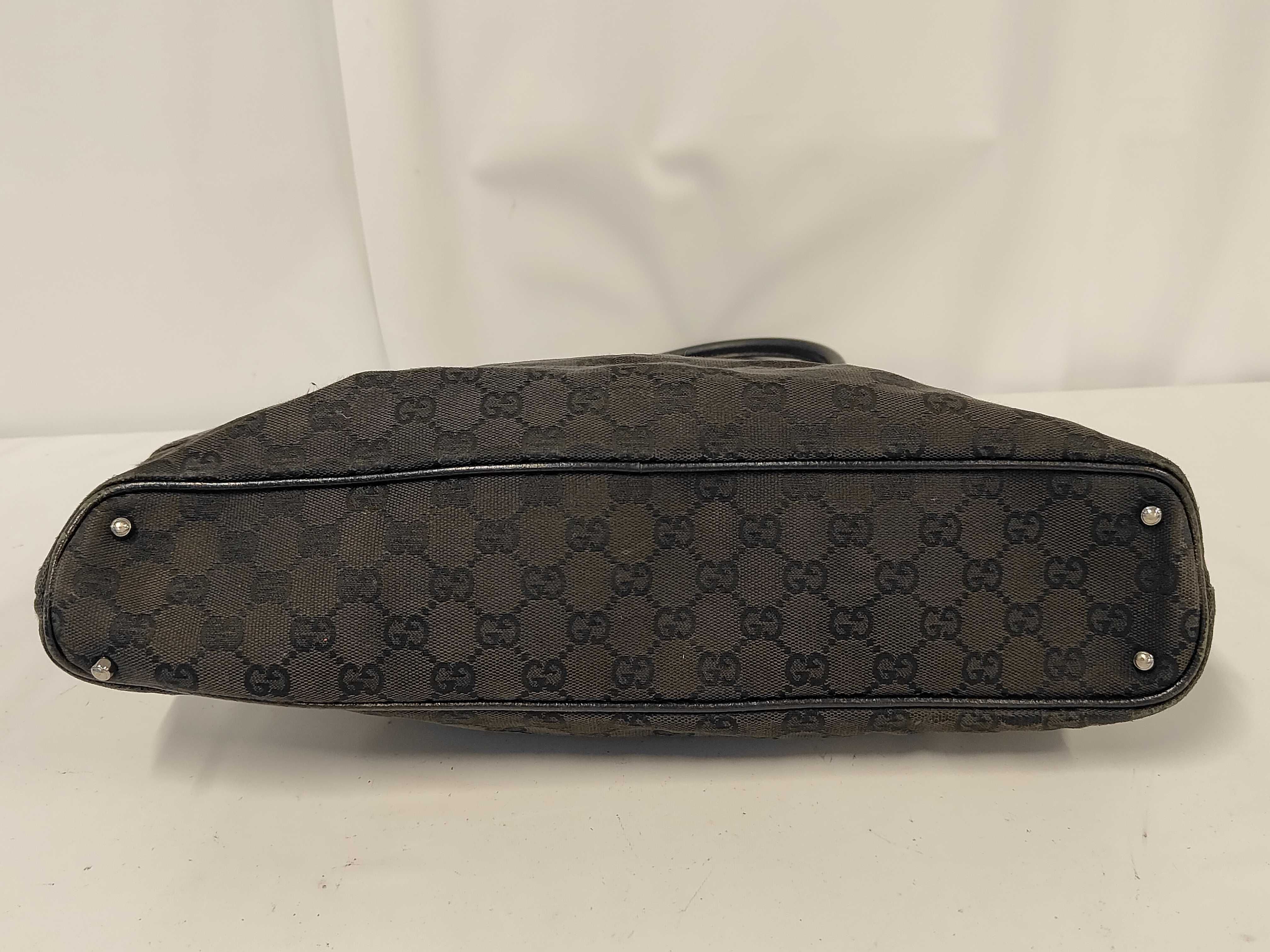 handbag (black) — view 7
