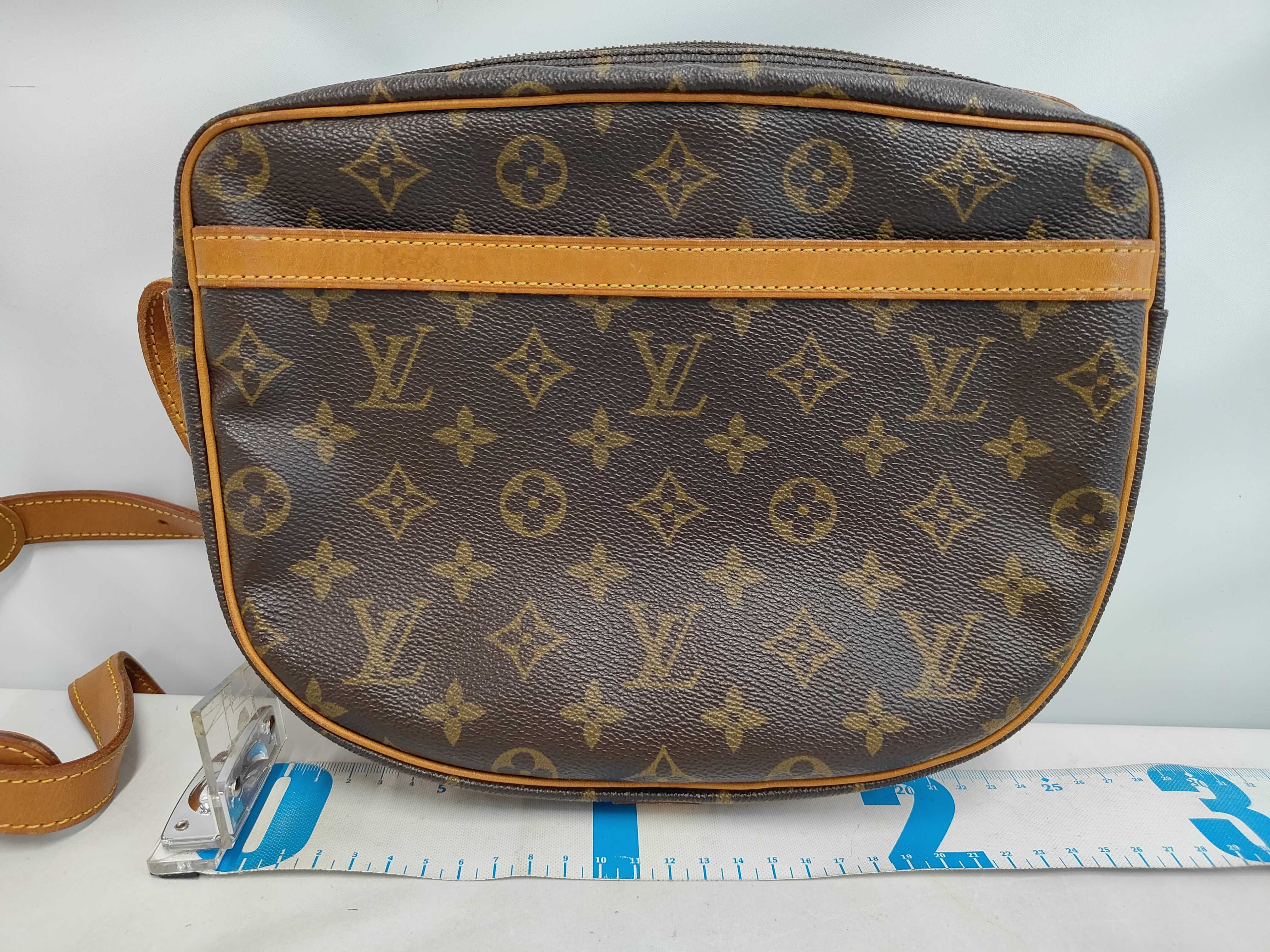 Monogram Jeune Fille MM M51226 MI8905 Shoulder Bag — view 2