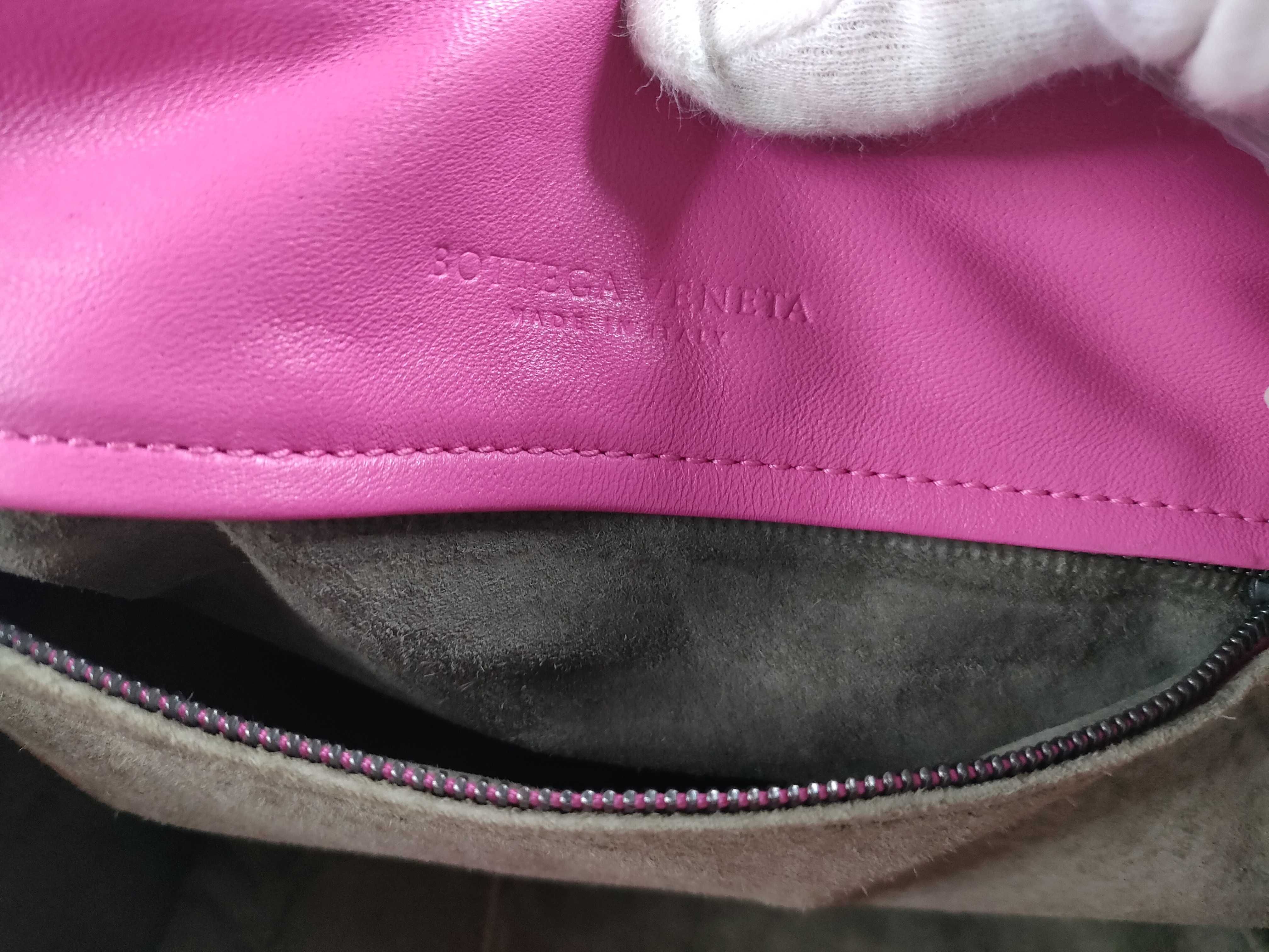Intrecciato Leather Shoulder Bag Pink Shoulder Bag — view 12