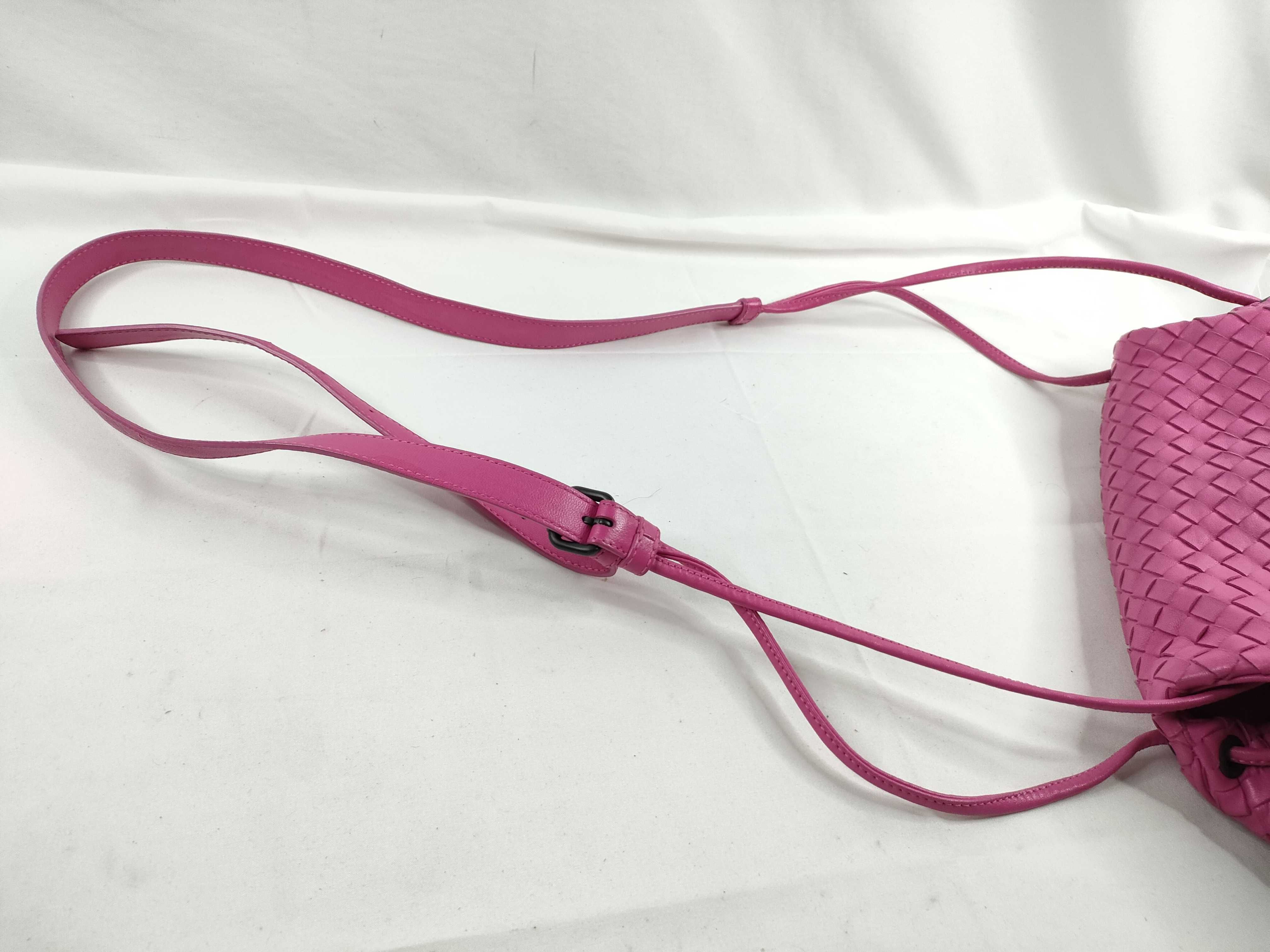 Intrecciato Leather Shoulder Bag Pink Shoulder Bag — view 6