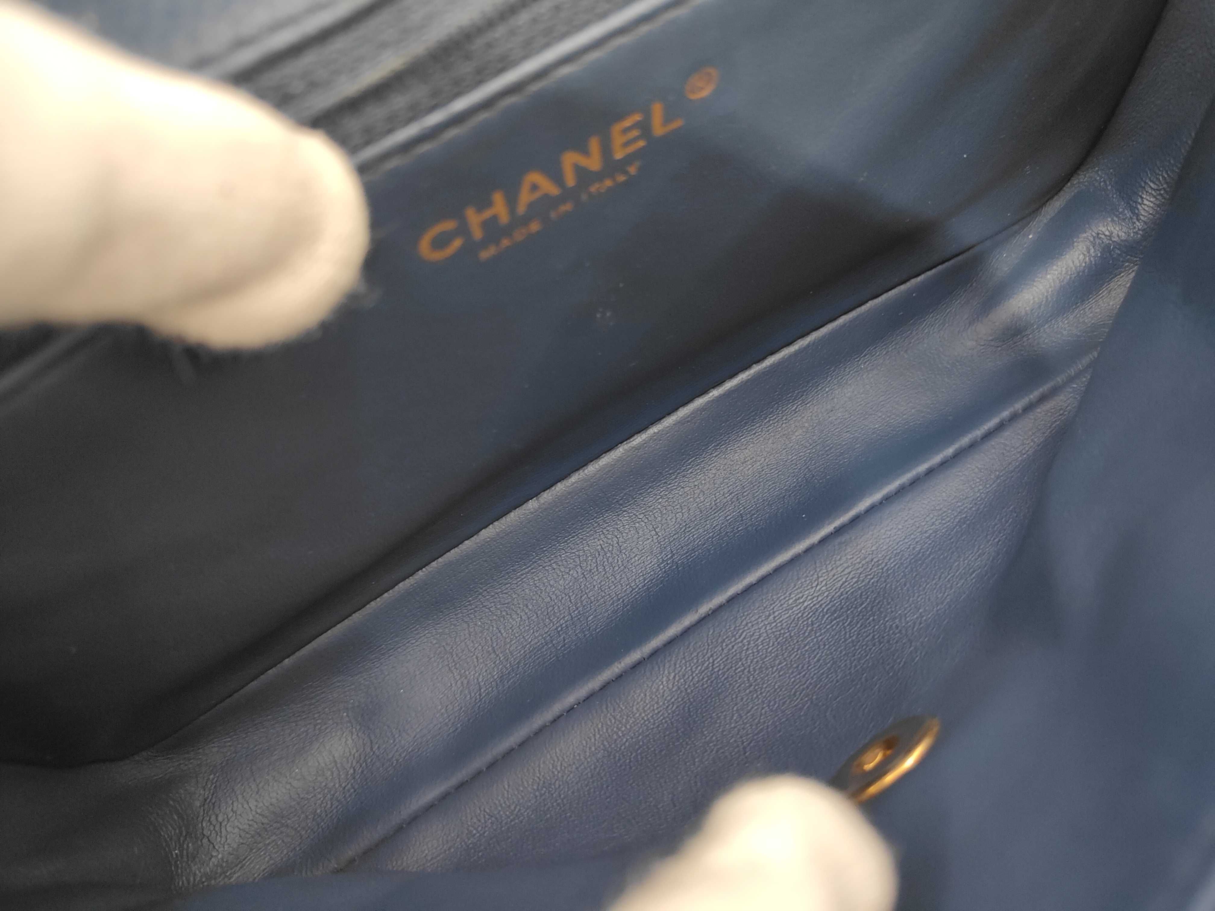 Chain Shoulder Bag, Caviar Leather, Blue and Gold — view 9
