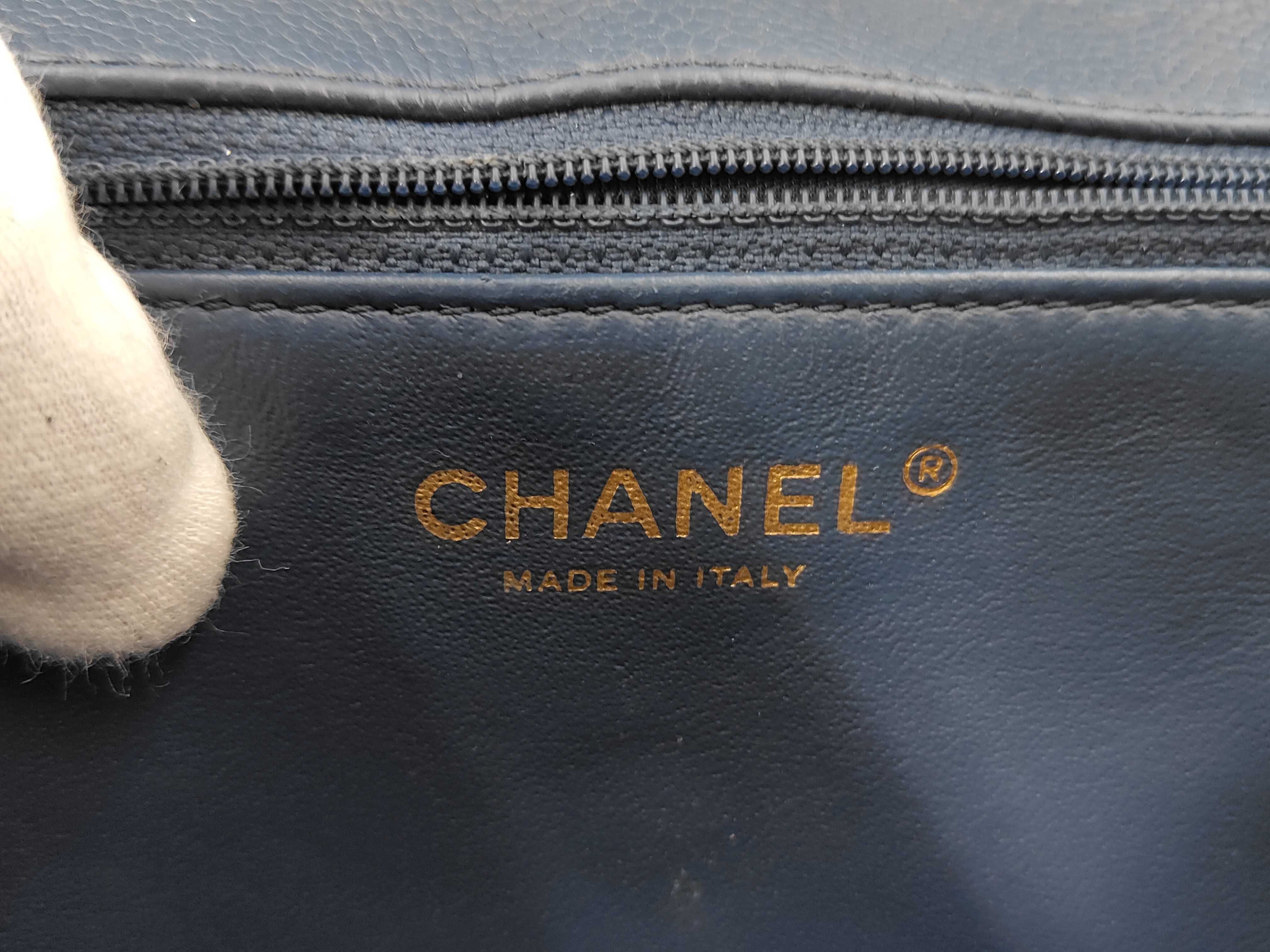 Chain Shoulder Bag, Caviar Leather, Blue and Gold — view 10