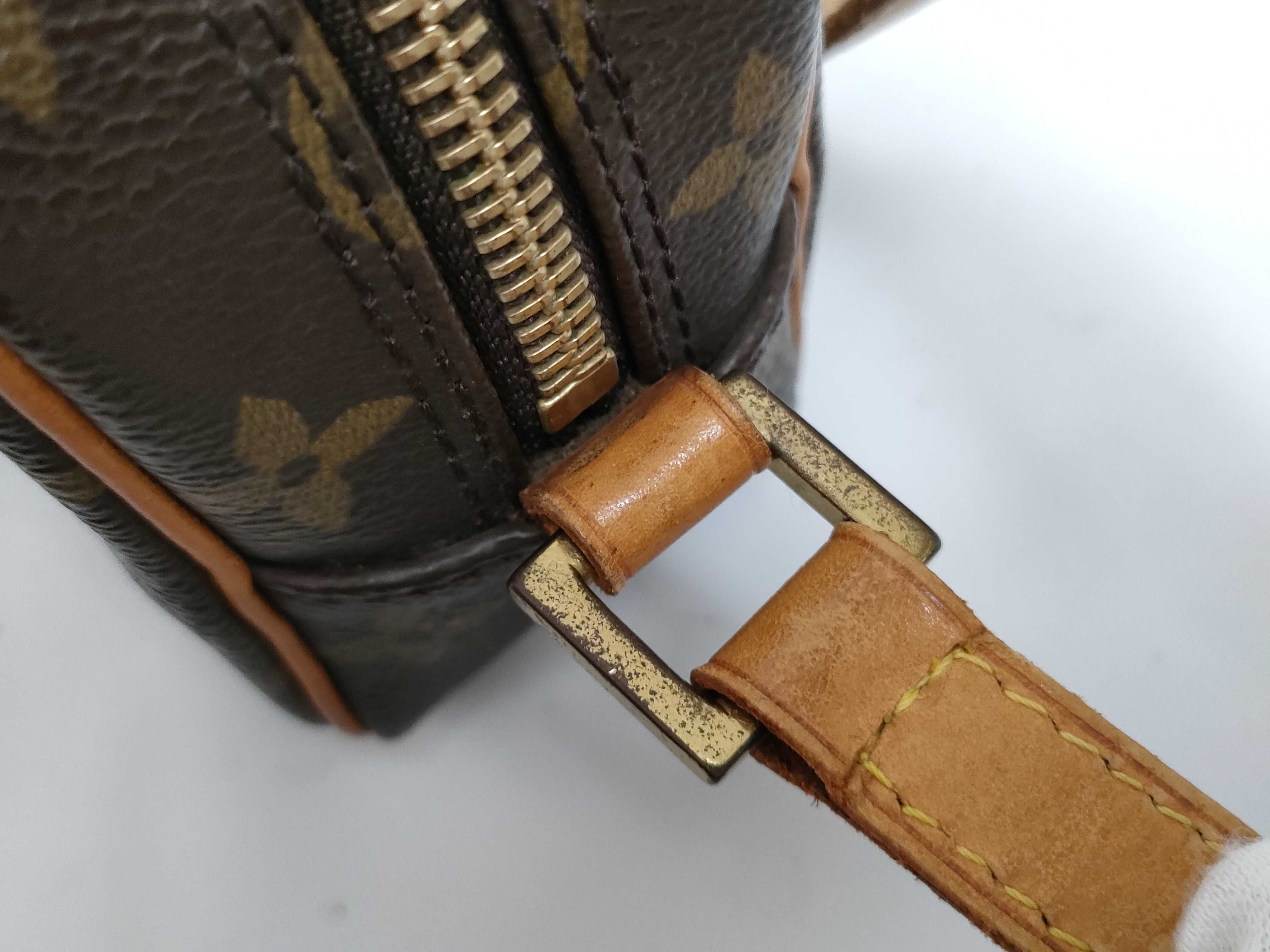 Monogram Louis Vuitton Pochette Cité Shoulder Bag — view 5