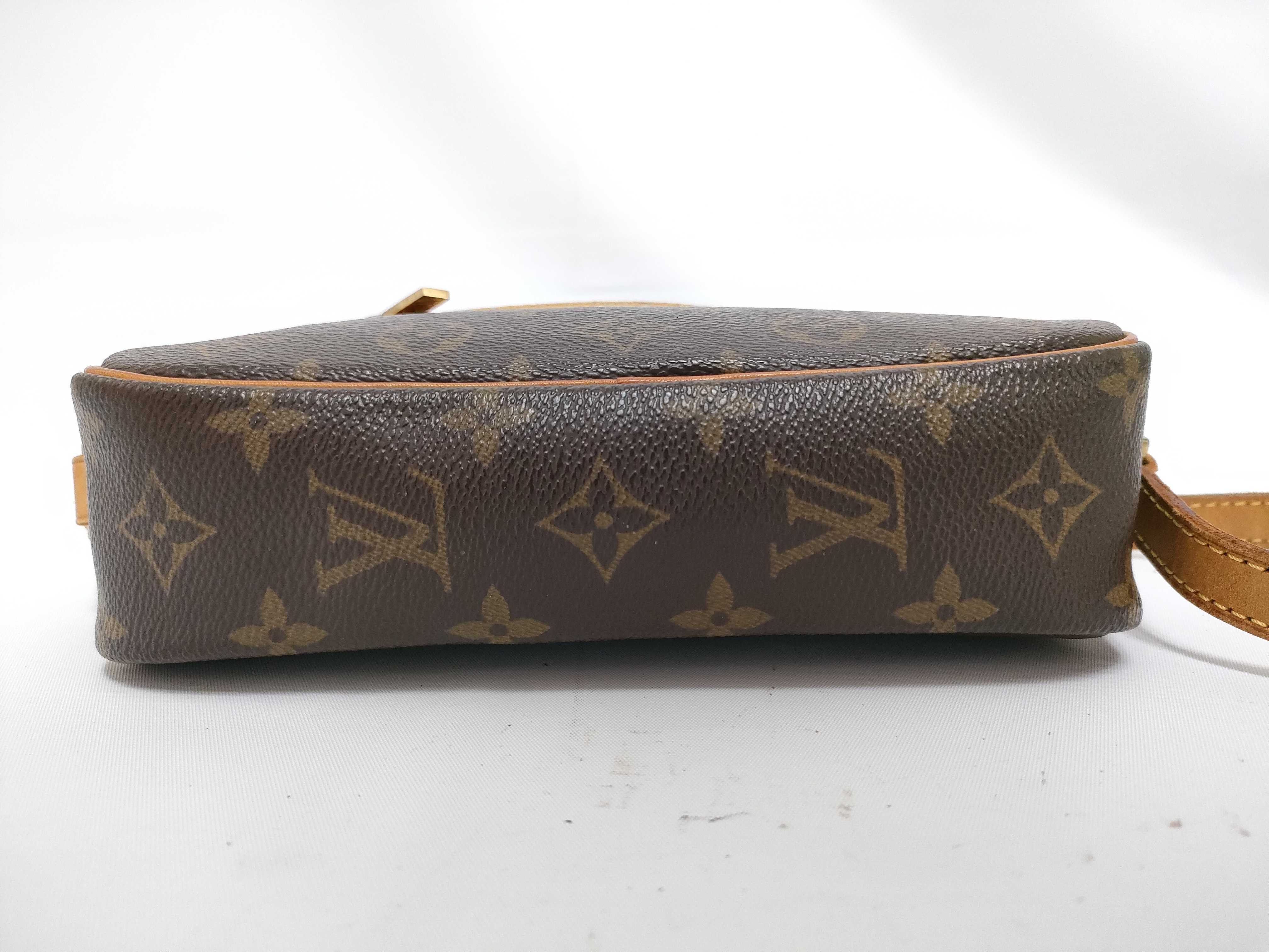 Monogram Louis Vuitton Pochette Cité Shoulder Bag — view 7