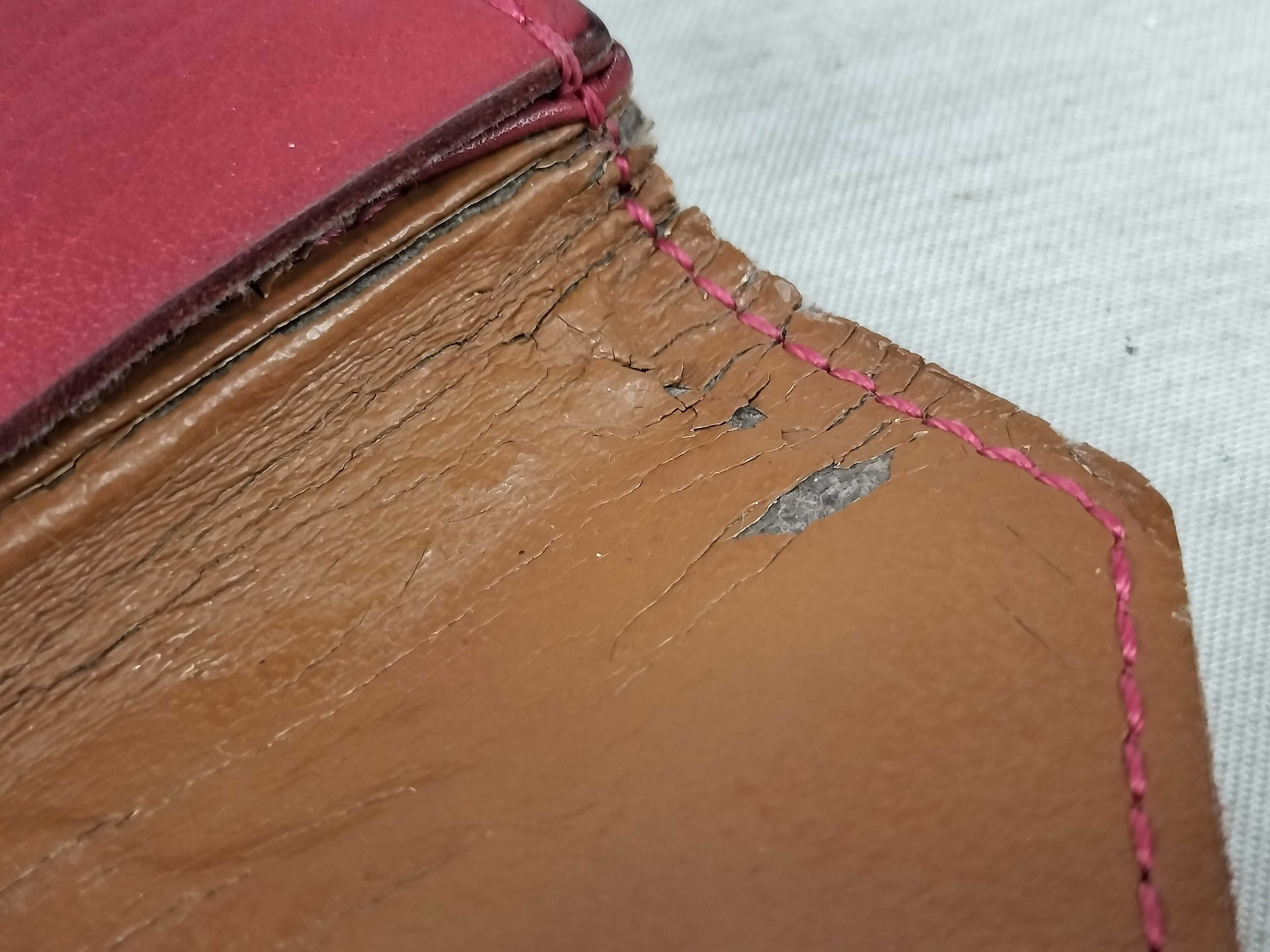 leather folding wallet with logo and studs. — view 14
