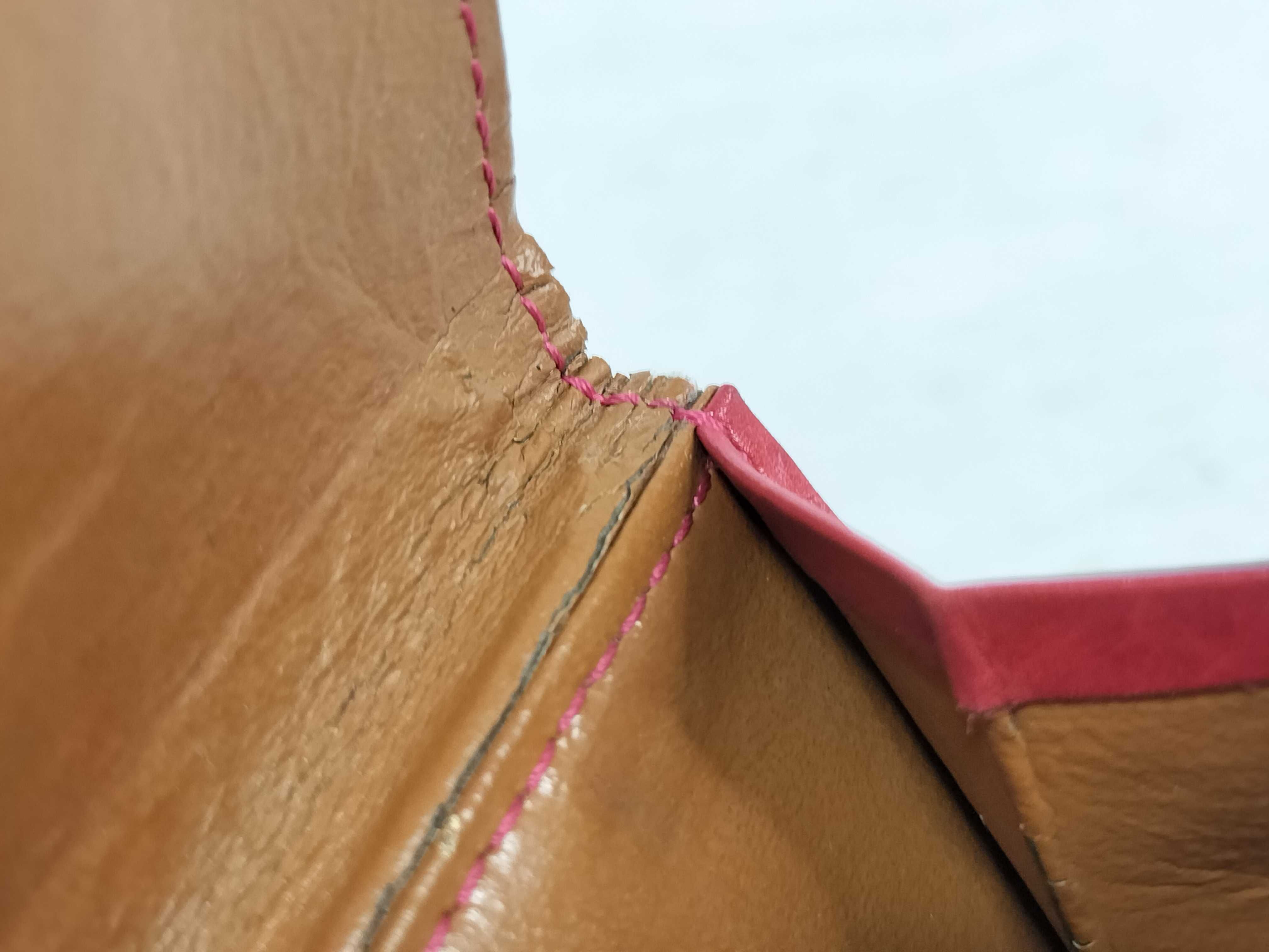 leather folding wallet with logo and studs. — view 7