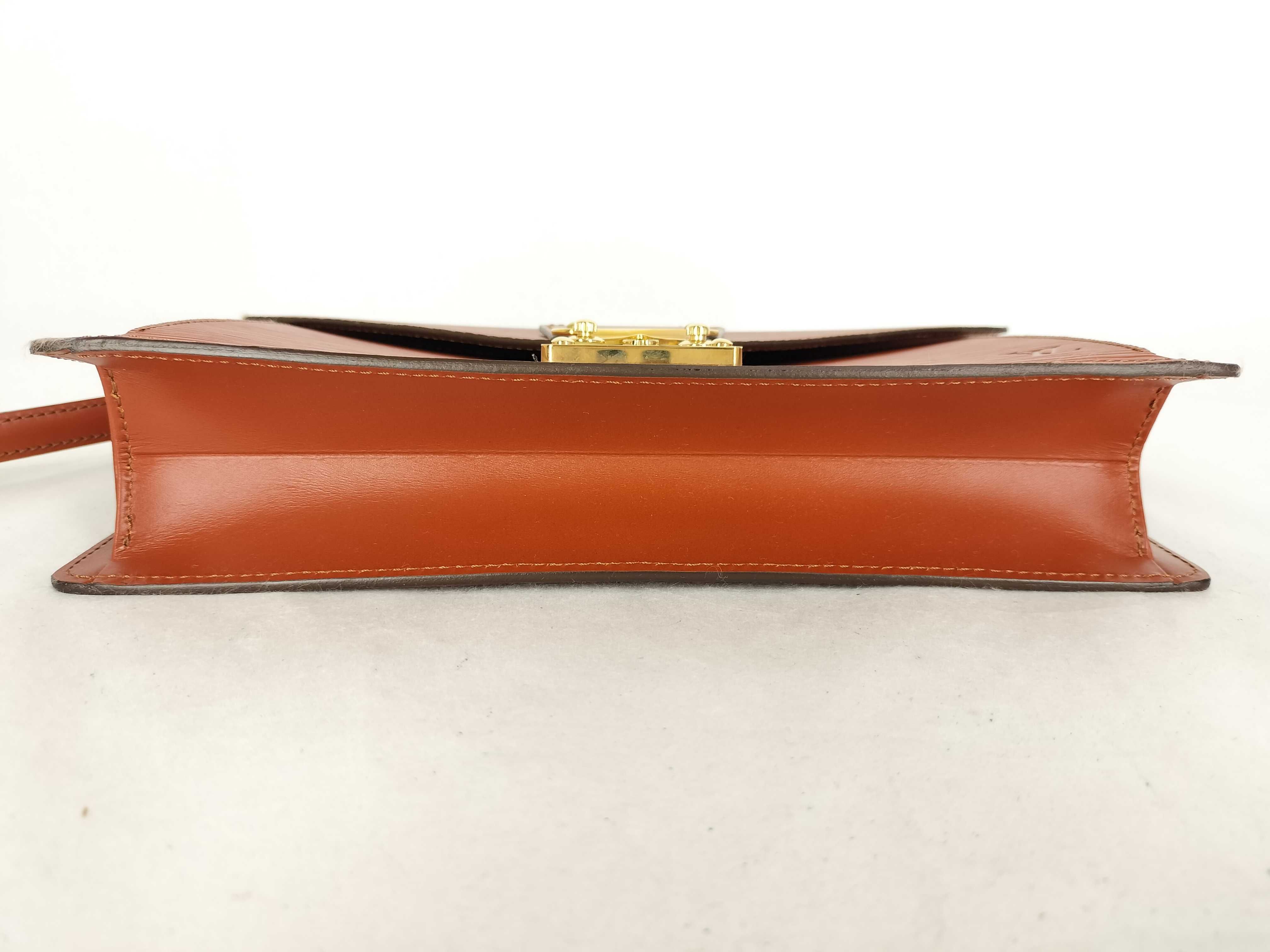 Epi Leather, Serie Dragonne M52613 TH0956, Dust Bag, Second Bag — view 7
