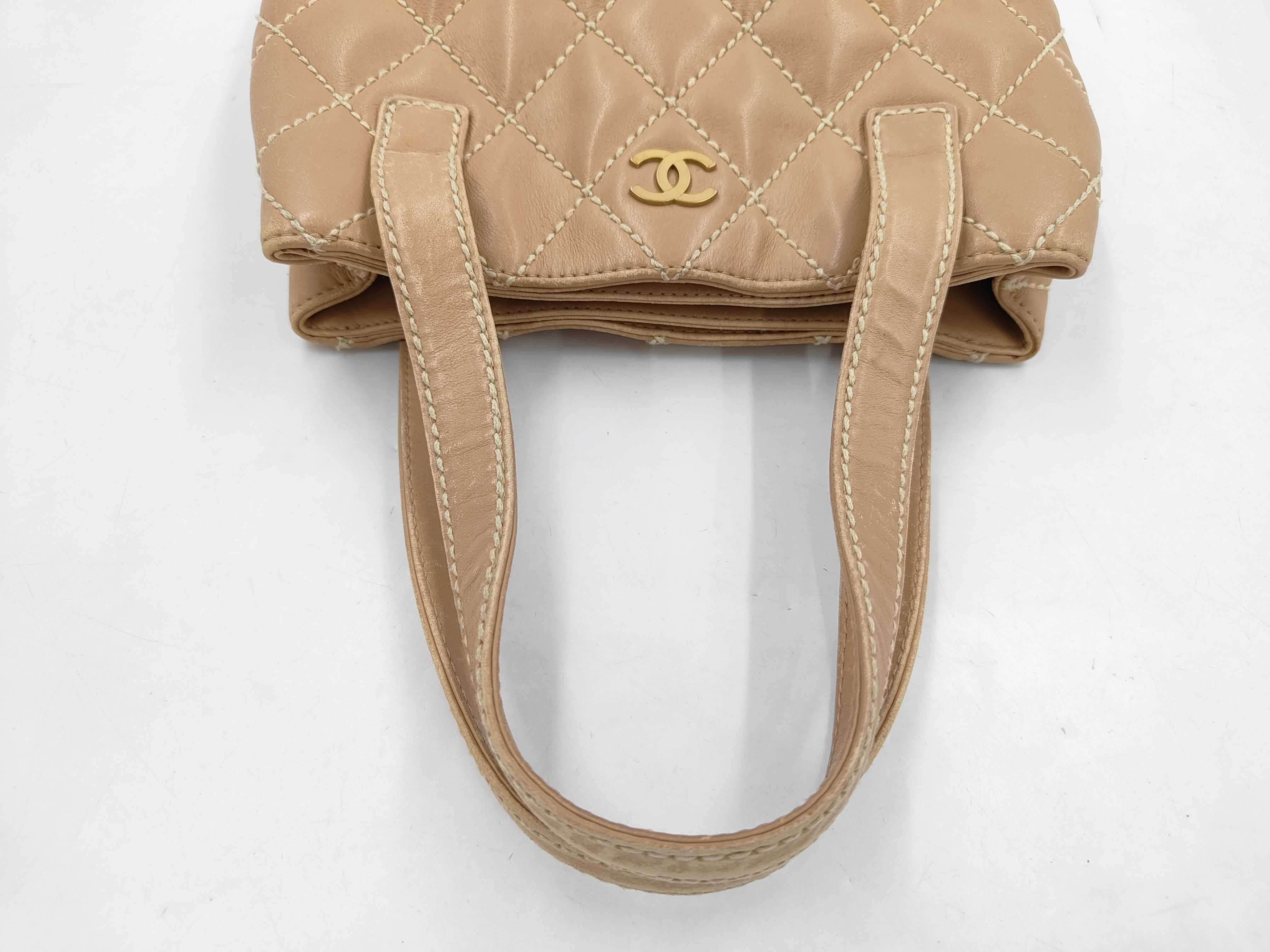 Wild Stitch Leather Tote Bag, Beige, Gold Hardware, Serial Number 7-series, 7950562 (Tote Bag) — view 5