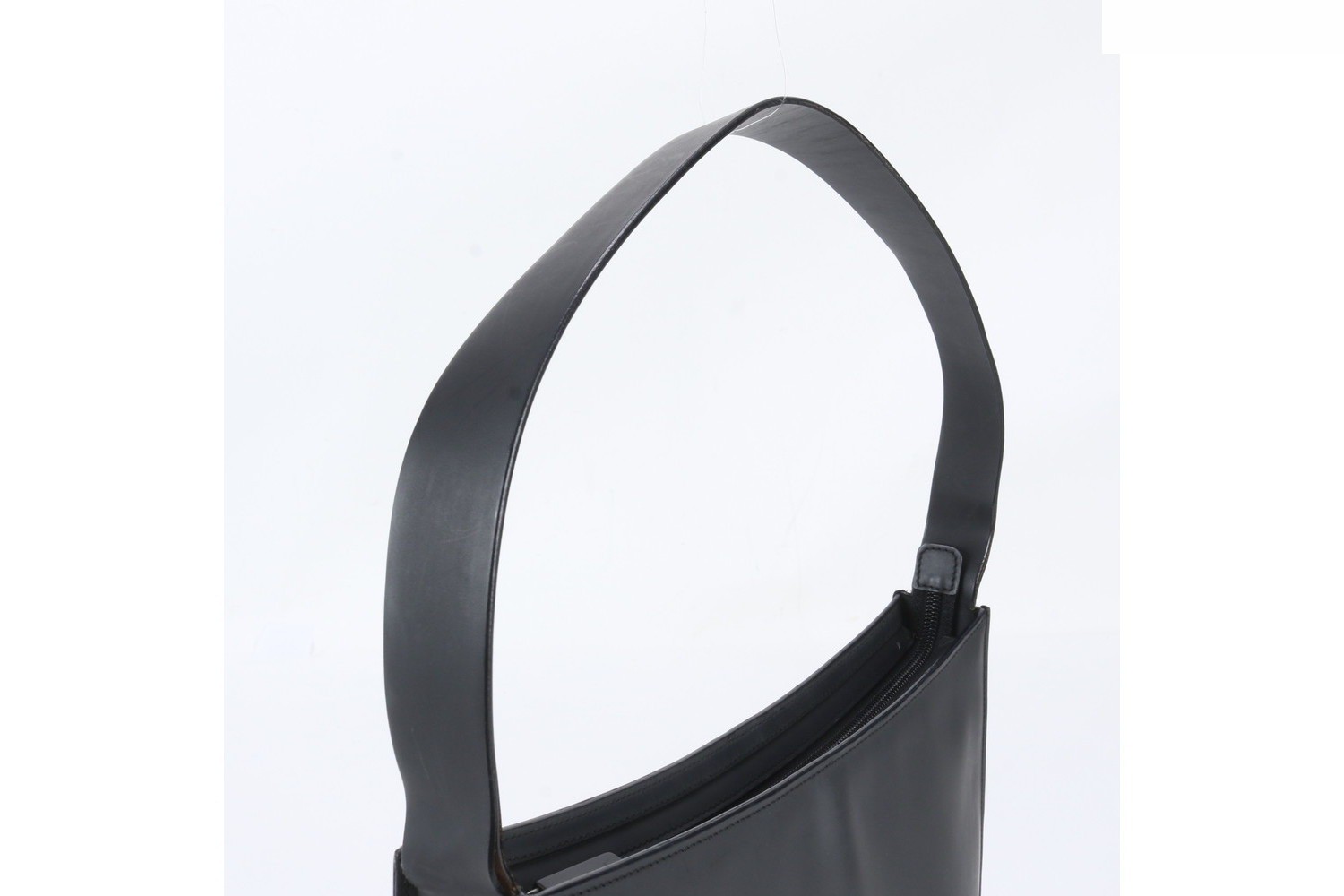 GG Canvas (Bag) - Shoulder Bag — view 2