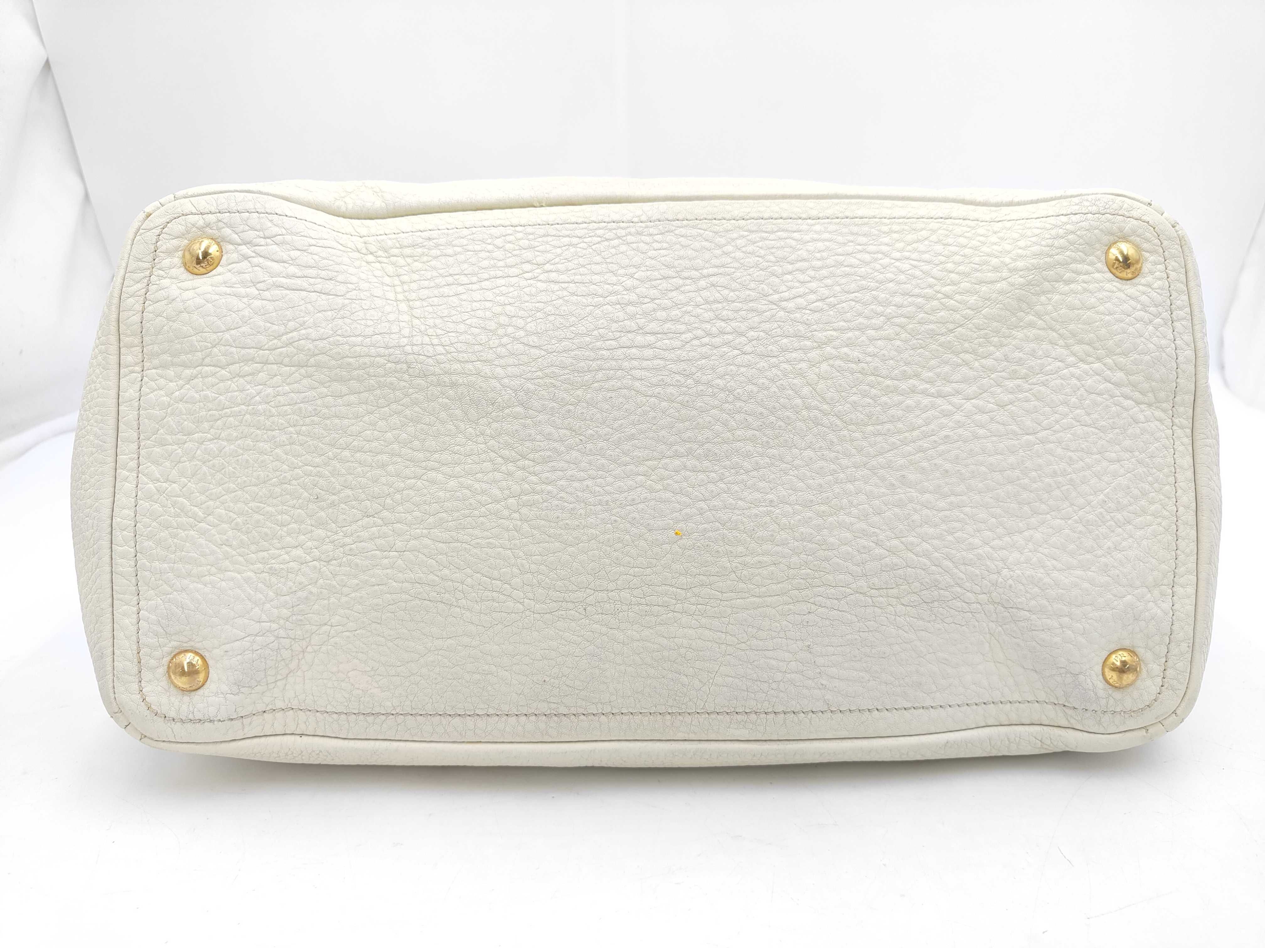 Vitello Daino Tote — view 9