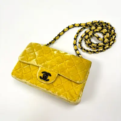 Matelassé Velour (Bag) - Shoulder Bag