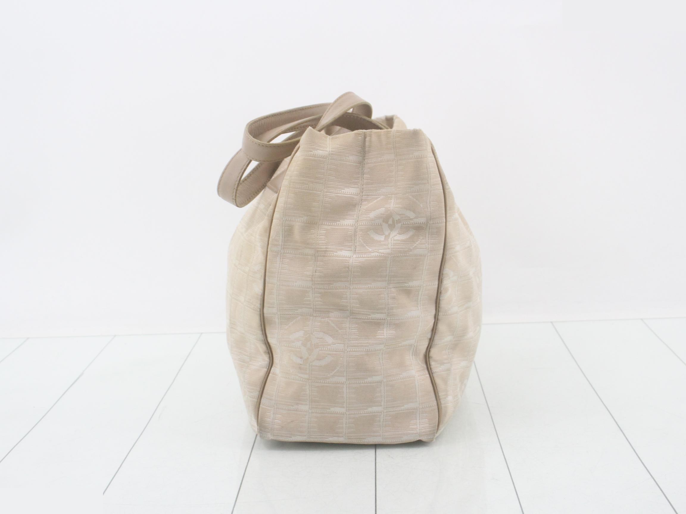 Travel Line Tote Bag MM Beige 7649143 — view 4