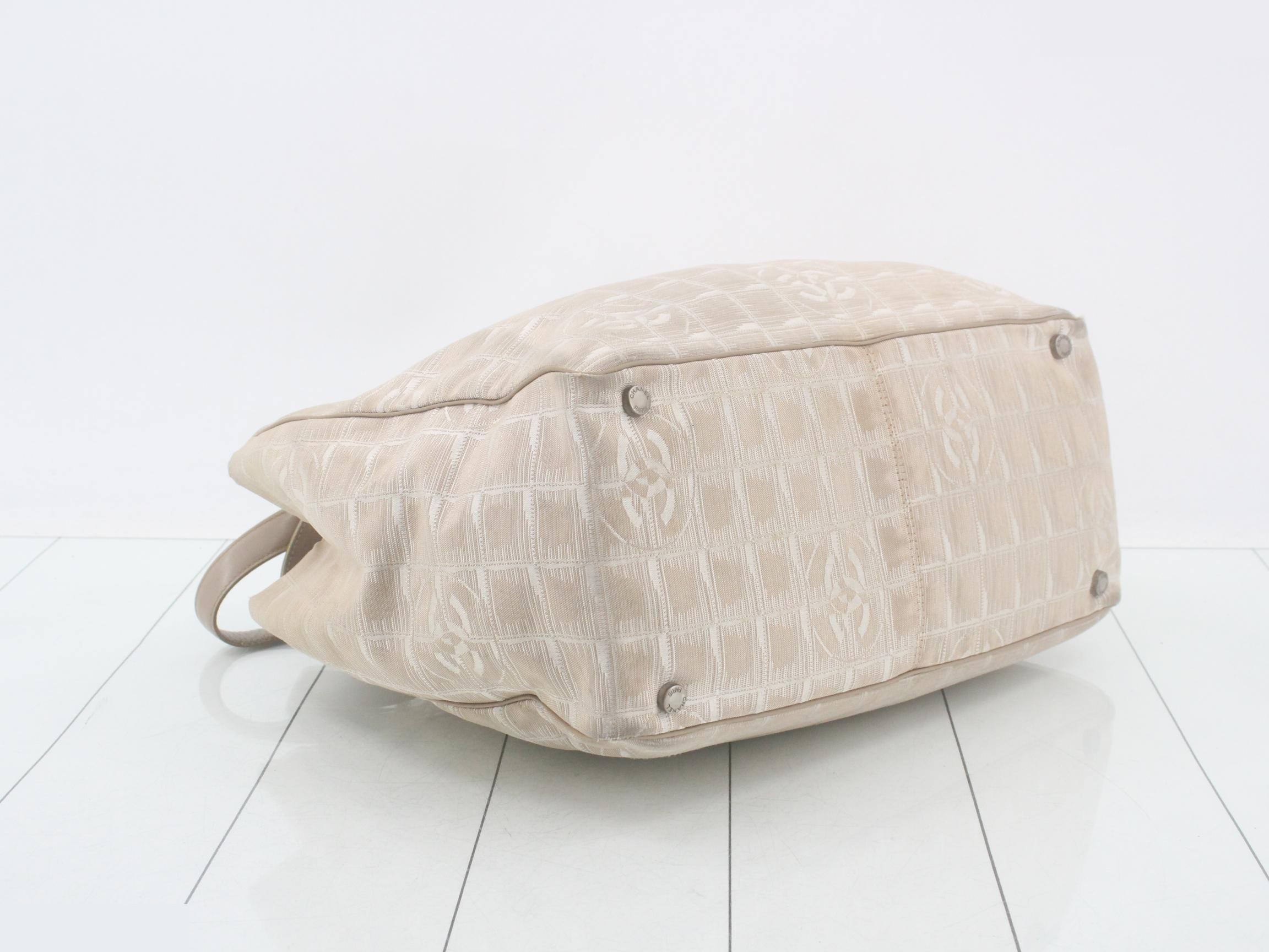 Travel Line Tote Bag MM Beige 7649143 — view 5