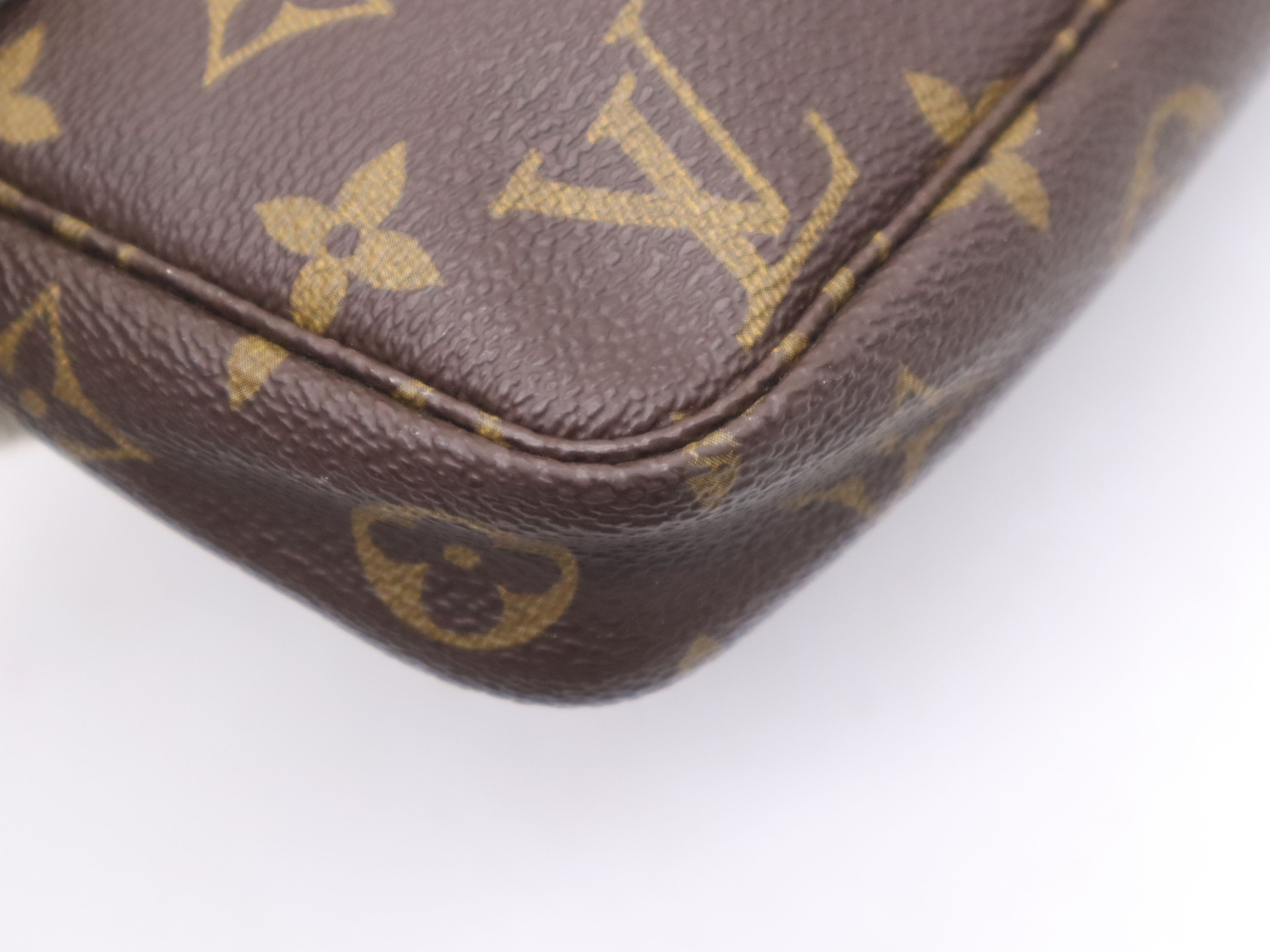 M51980 Monogram Pochette Accessoires Pouch — view 10