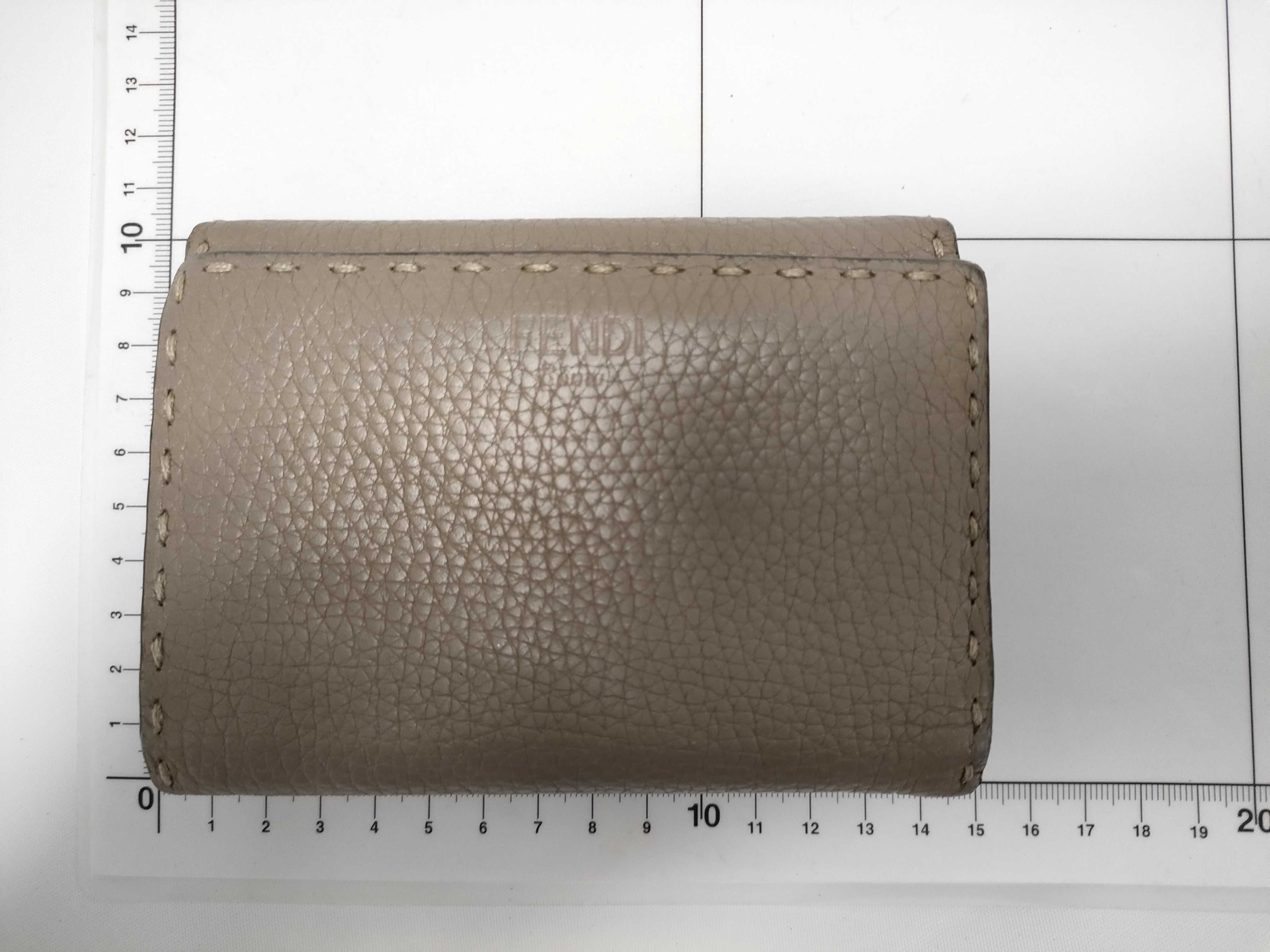 Peekaboo Selleria Leather Compact Wallet (Serial Number) — view 7
