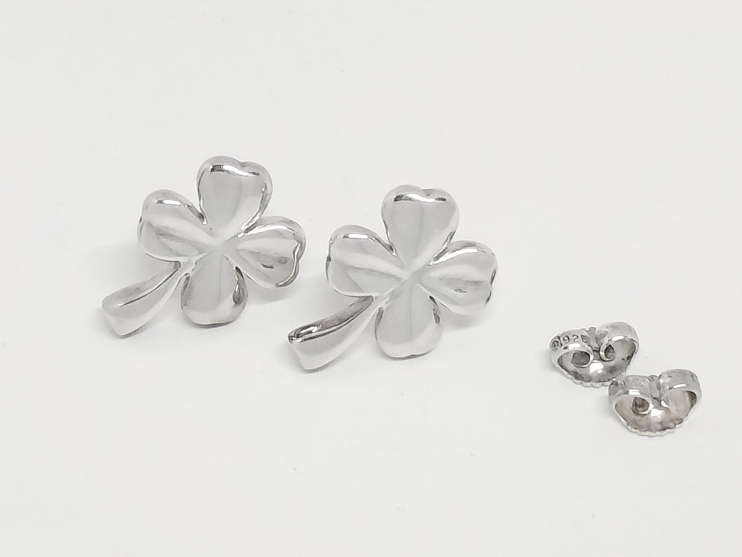 Clover-shaped 925 sterling silver earrings, 5.6g