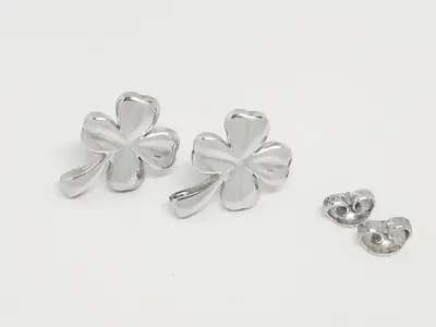 Clover-shaped 925 sterling silver earrings, 5.6g