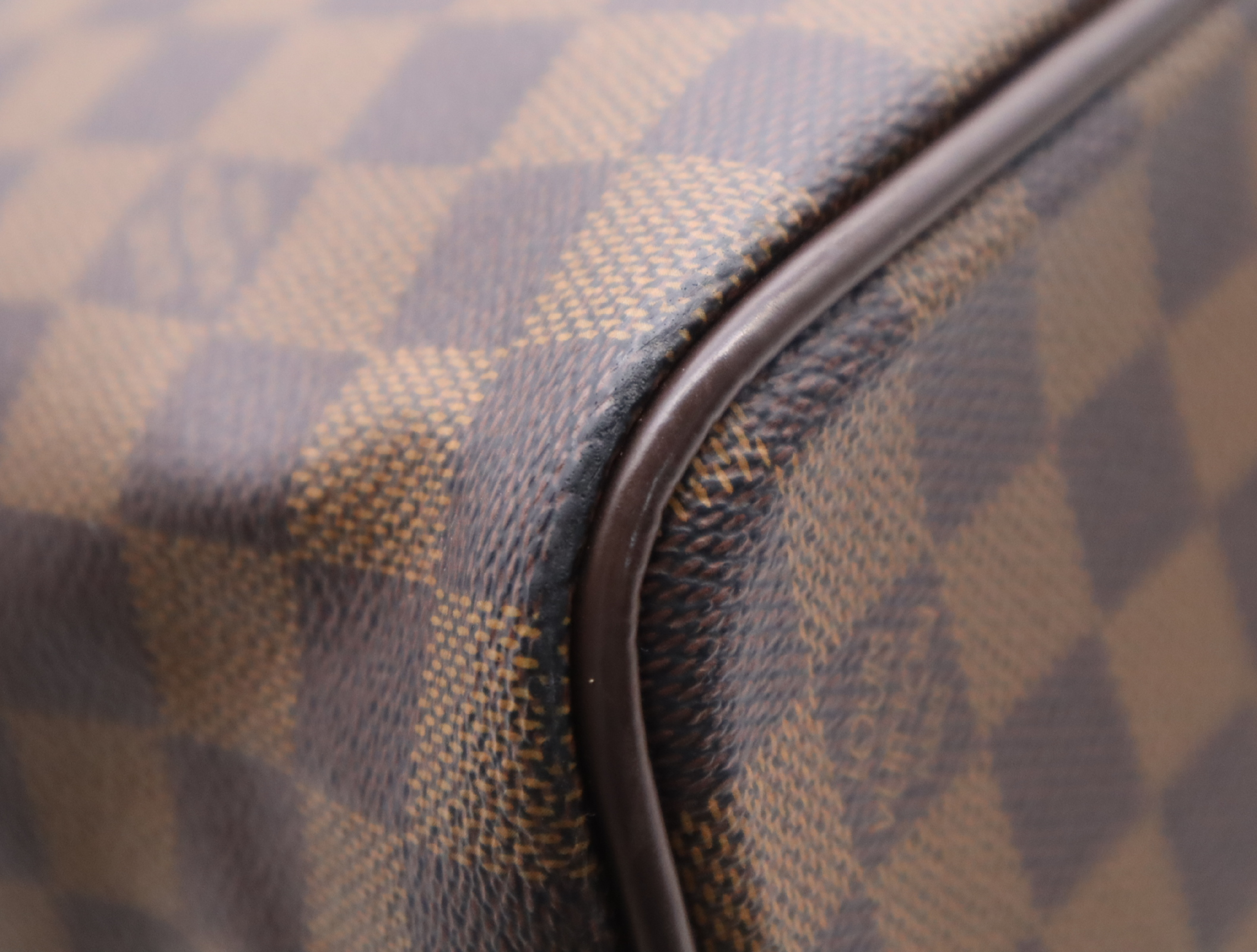 N41165 Damier Greenwich PM Handbag — view 6