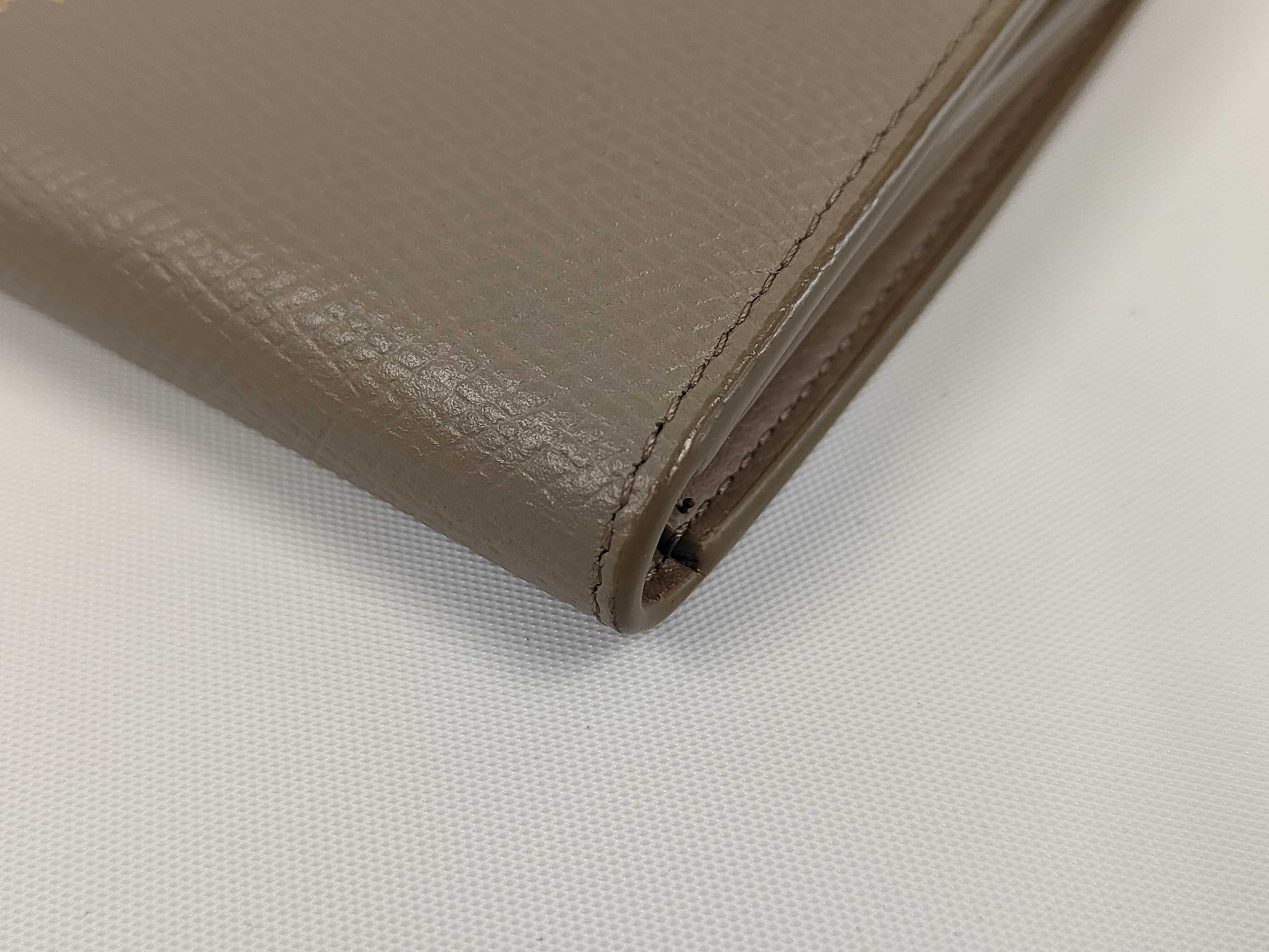 Unused Wallet — view 4