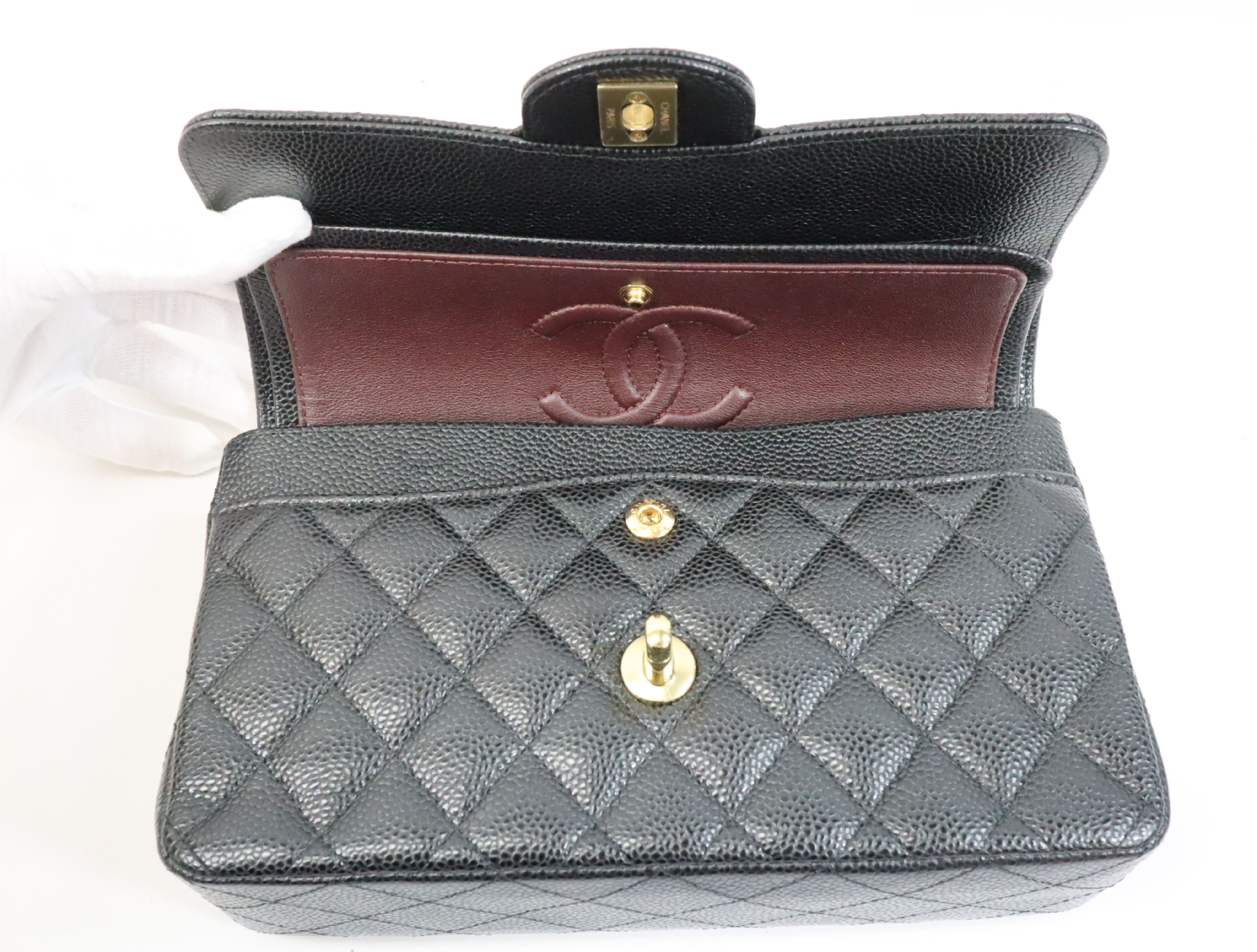 Matelassé 23 Caviar Skin Double Flap Black Serial Plate Gold Hardware A01113? Shoulder Bag — view 12