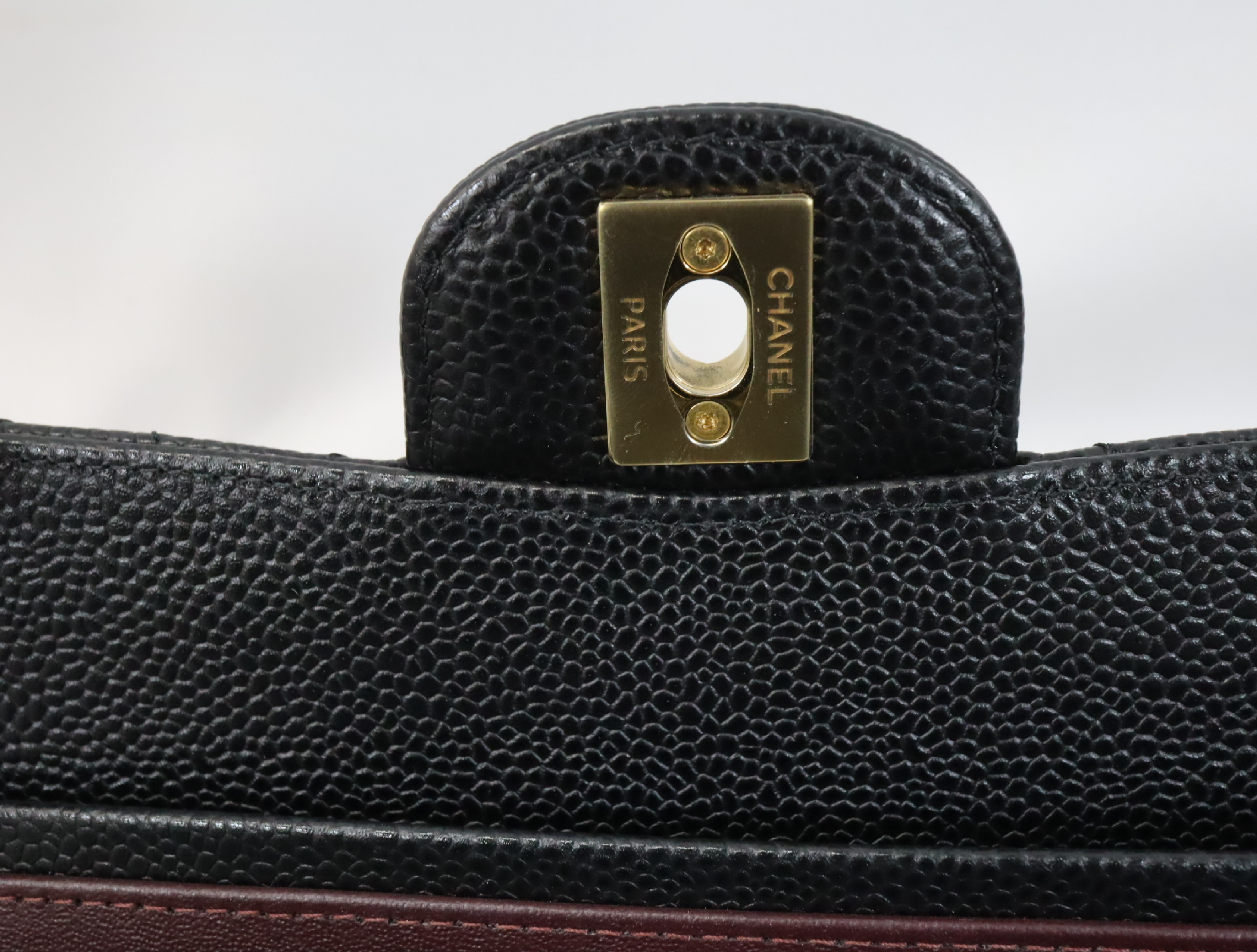 Matelassé 23 Caviar Skin Double Flap Black Serial Plate Gold Hardware A01113? Shoulder Bag — view 13