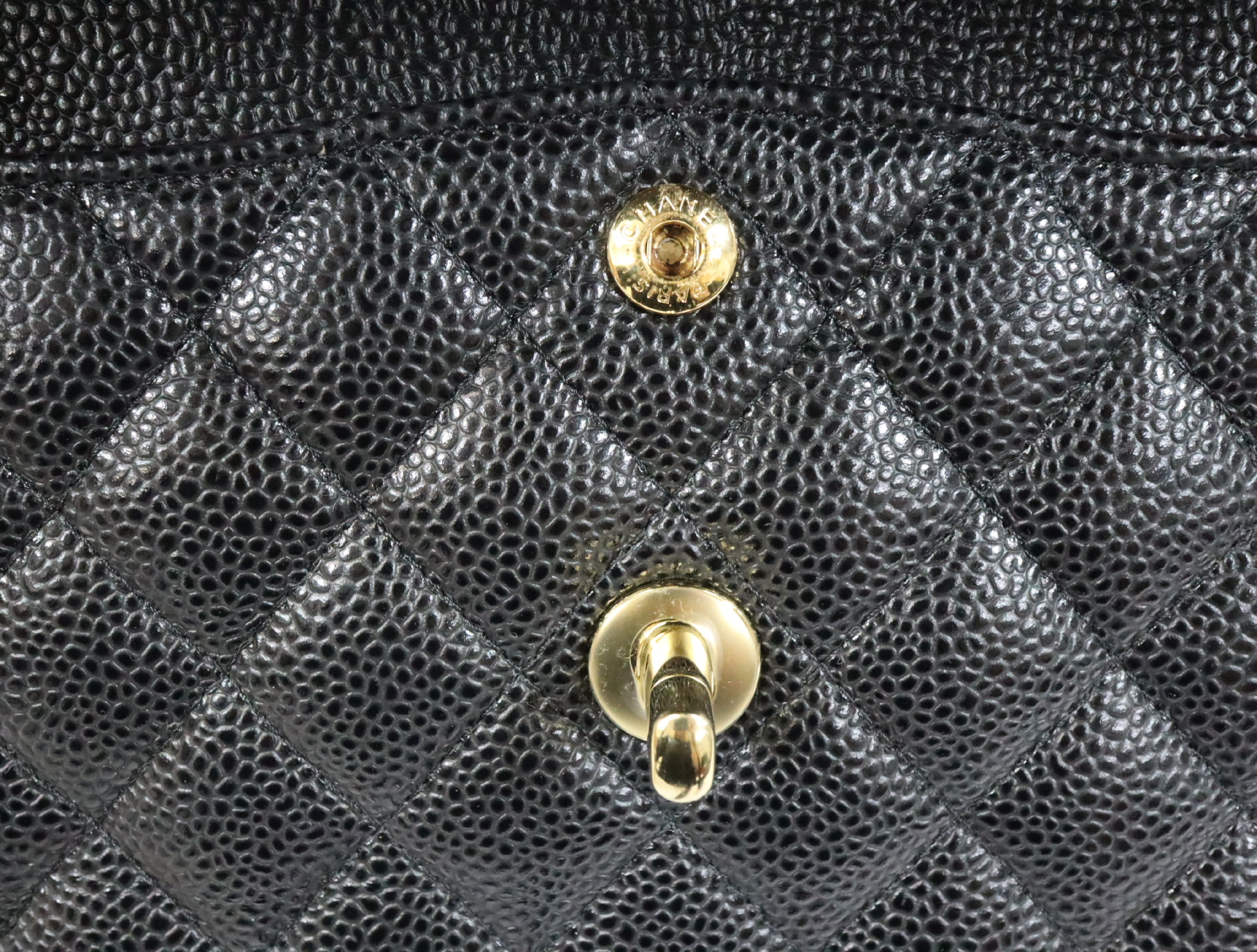 Matelassé 23 Caviar Skin Double Flap Black Serial Plate Gold Hardware A01113? Shoulder Bag — view 14