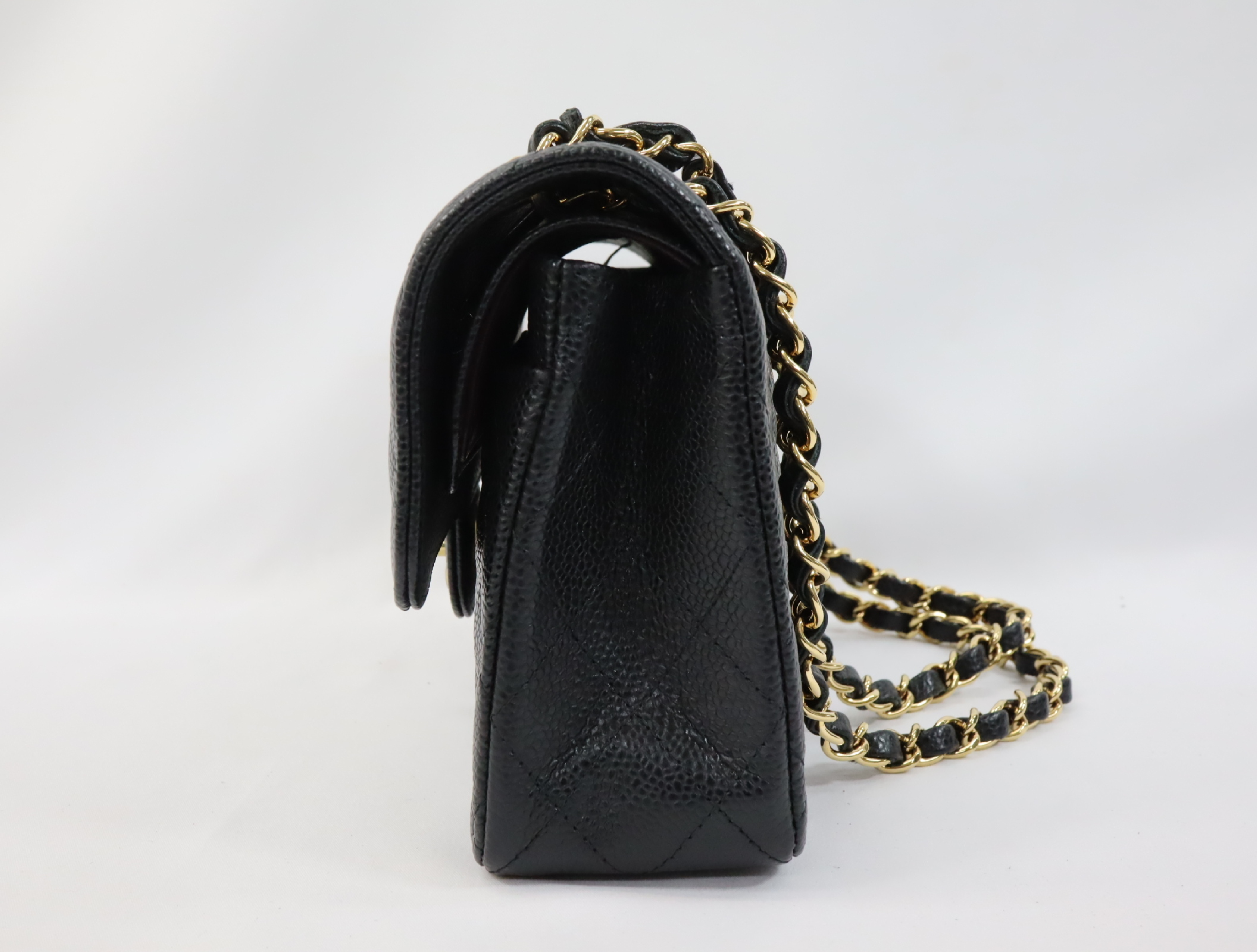 Matelassé 23 Caviar Skin Double Flap Black Serial Plate Gold Hardware A01113? Shoulder Bag — view 5