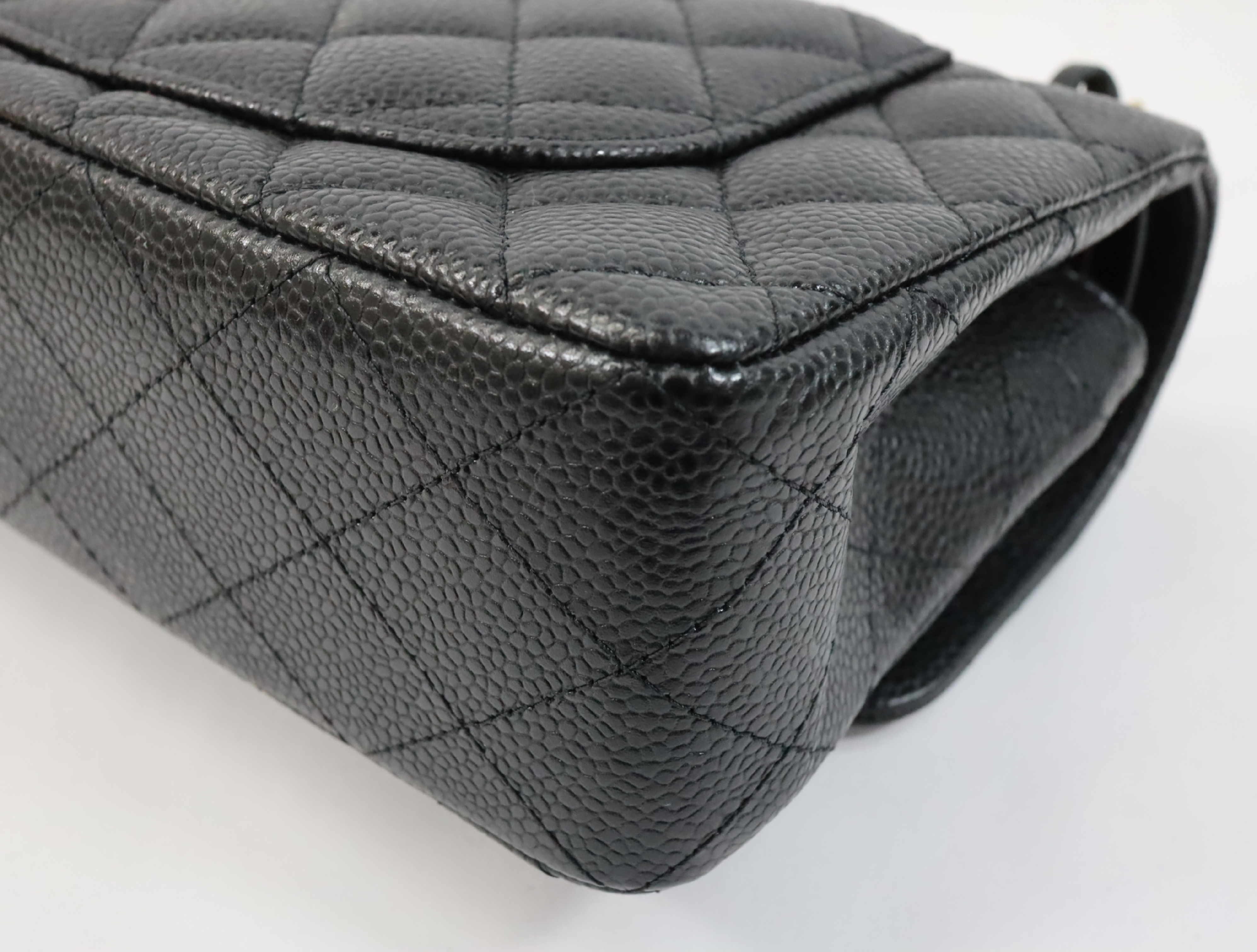 Matelassé 23 Caviar Skin Double Flap Black Serial Plate Gold Hardware A01113? Shoulder Bag — view 9