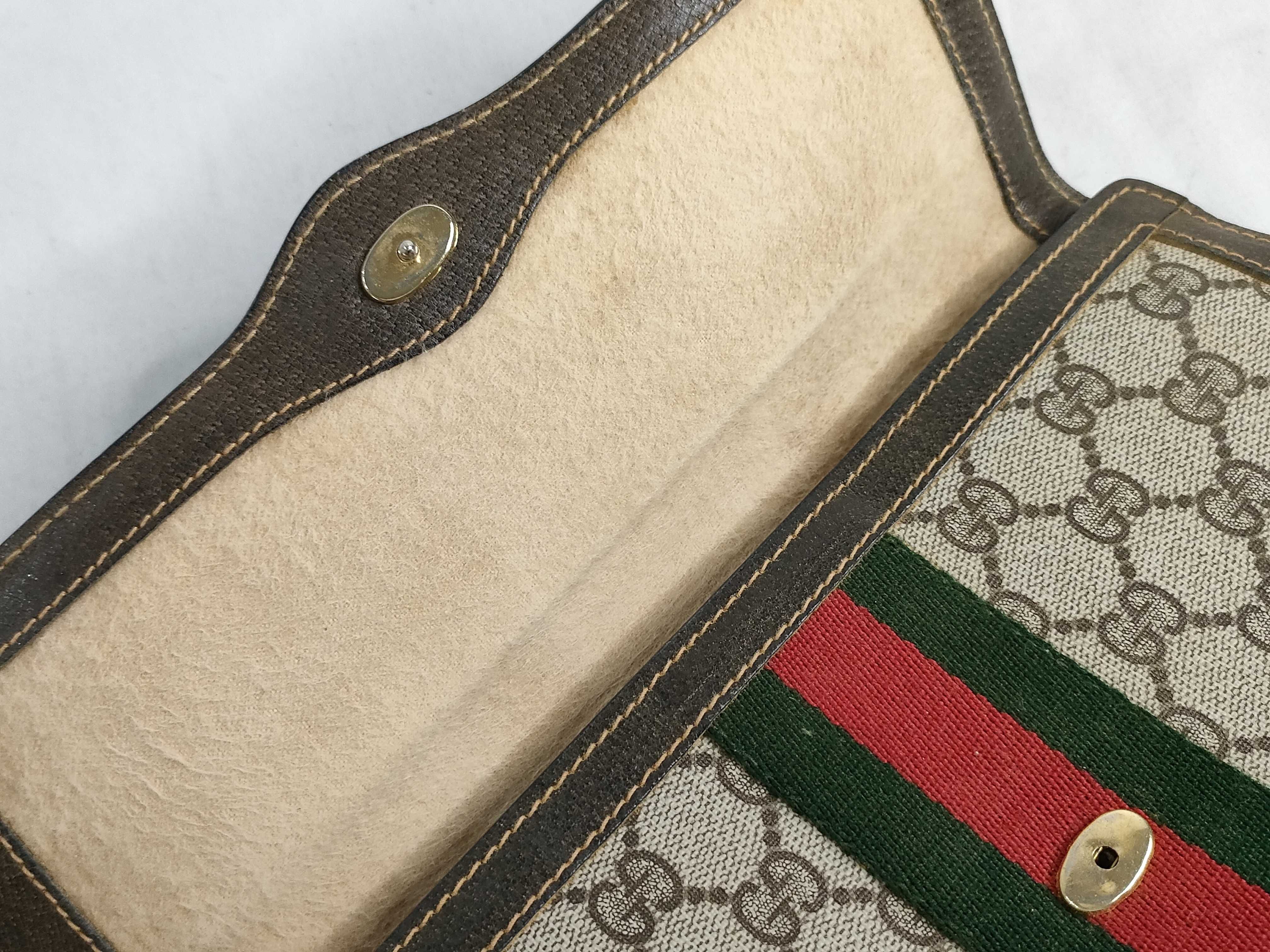 GG Supreme Sherry Line GG Supreme Clutch Bag — view 5