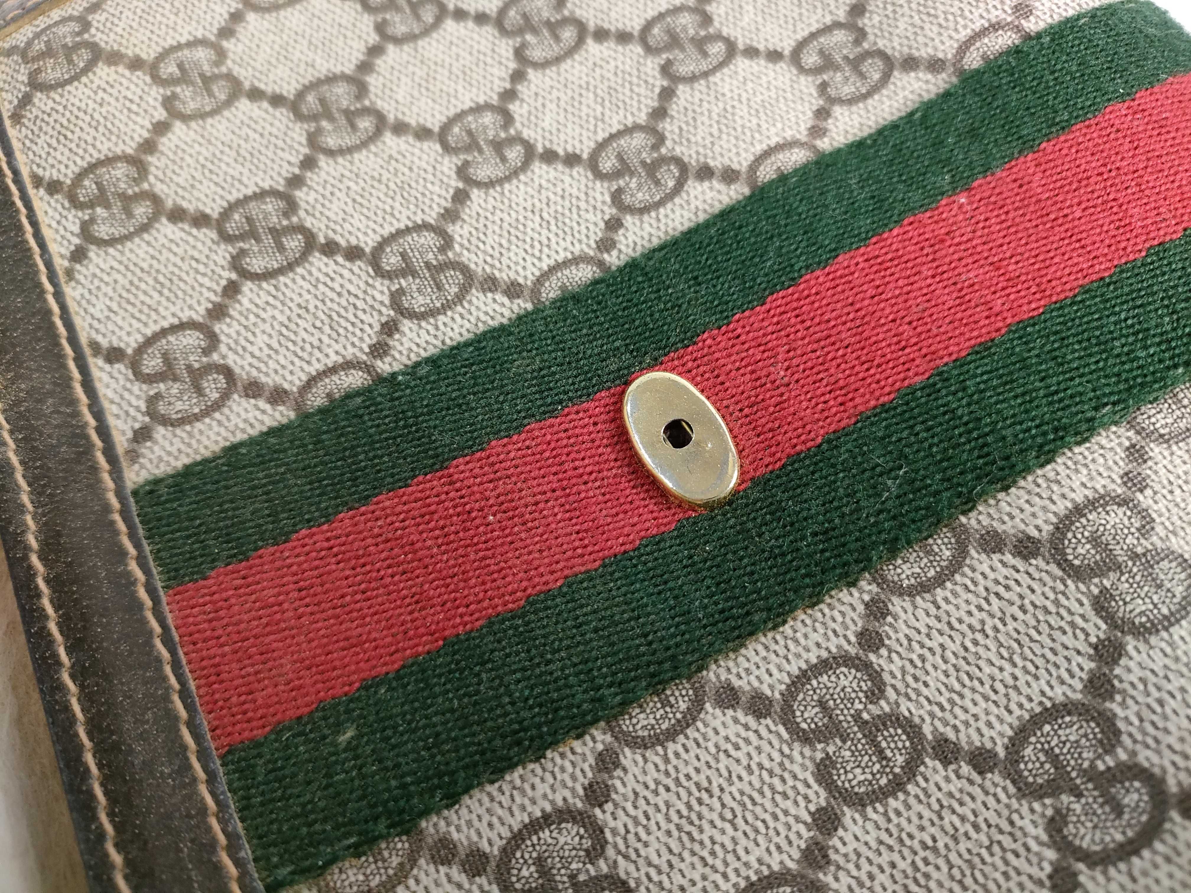 GG Supreme Sherry Line GG Supreme Clutch Bag — view 9