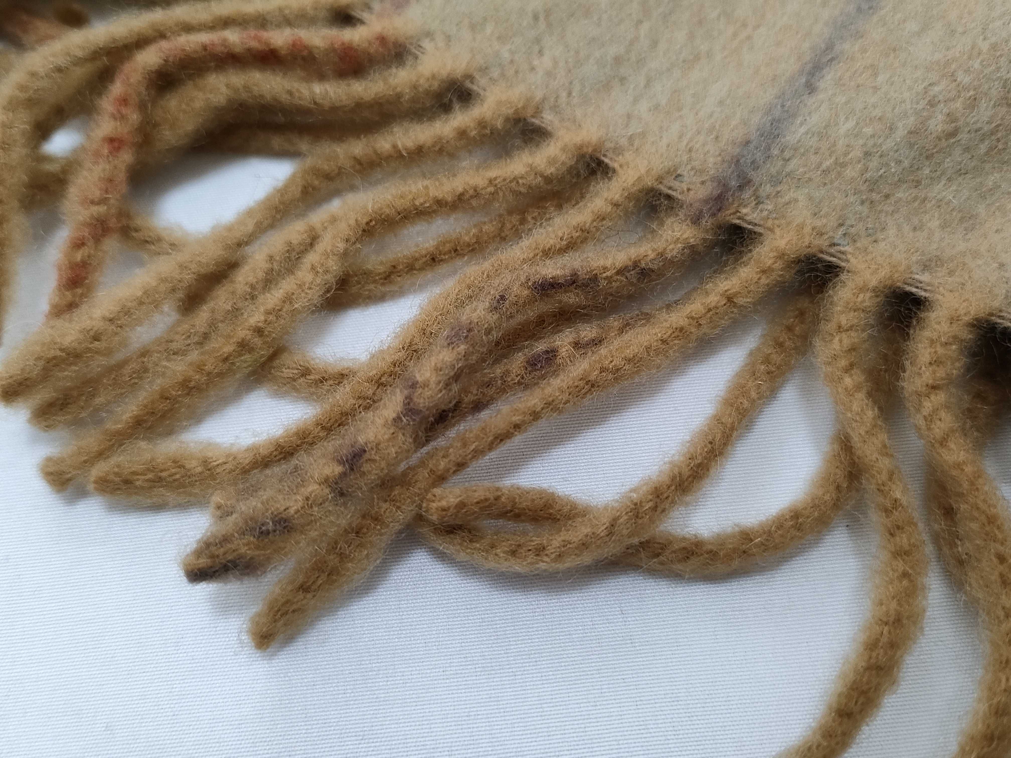 Cashmere Scarf and other accessories — view 5