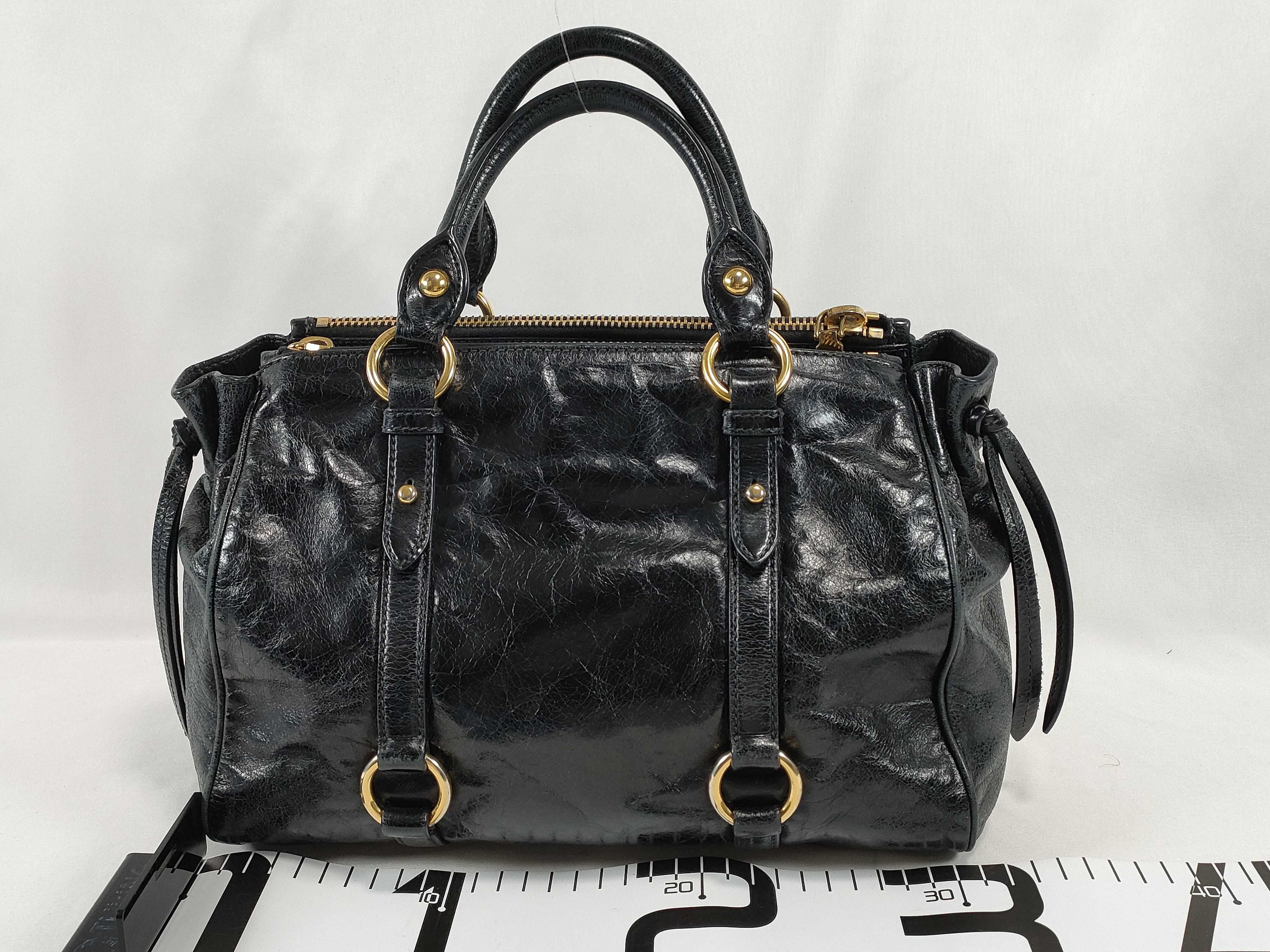 Vitello Luxe/Black Handbag — view 2