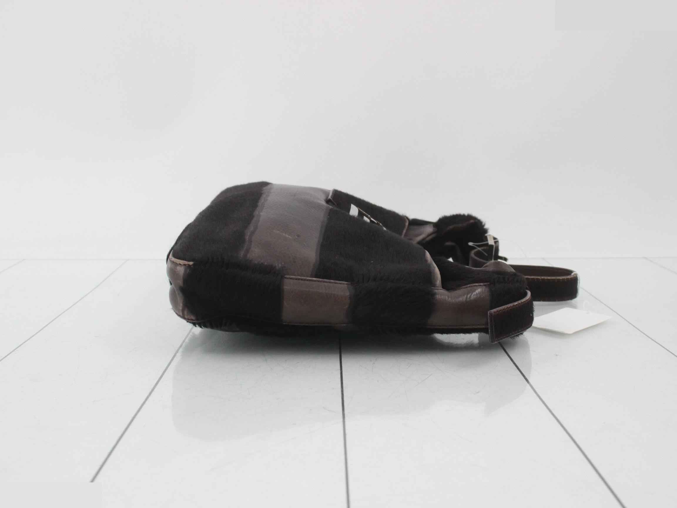 handbag — view 3