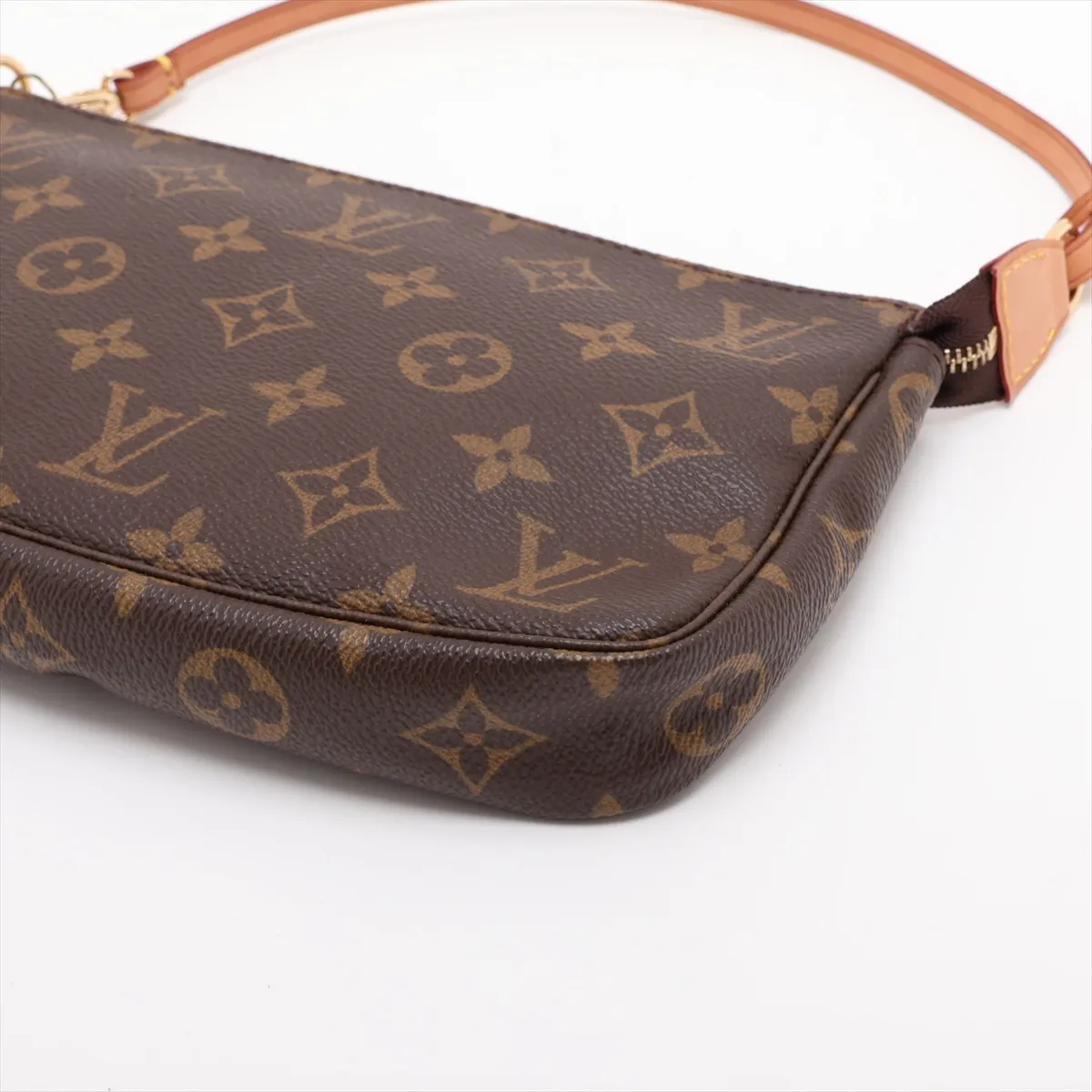 Monogram Pochette Accessoires M51980 VI0032 Brown — view 3