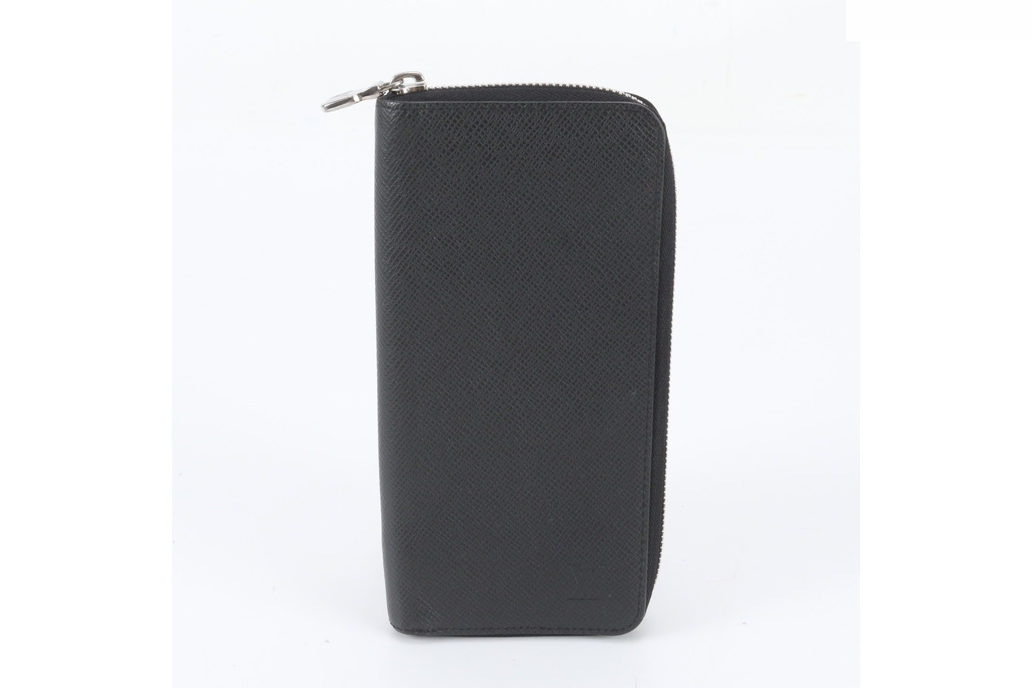 RFID-enabled Taiga Zippy Wallet Vertical M30503 Leather