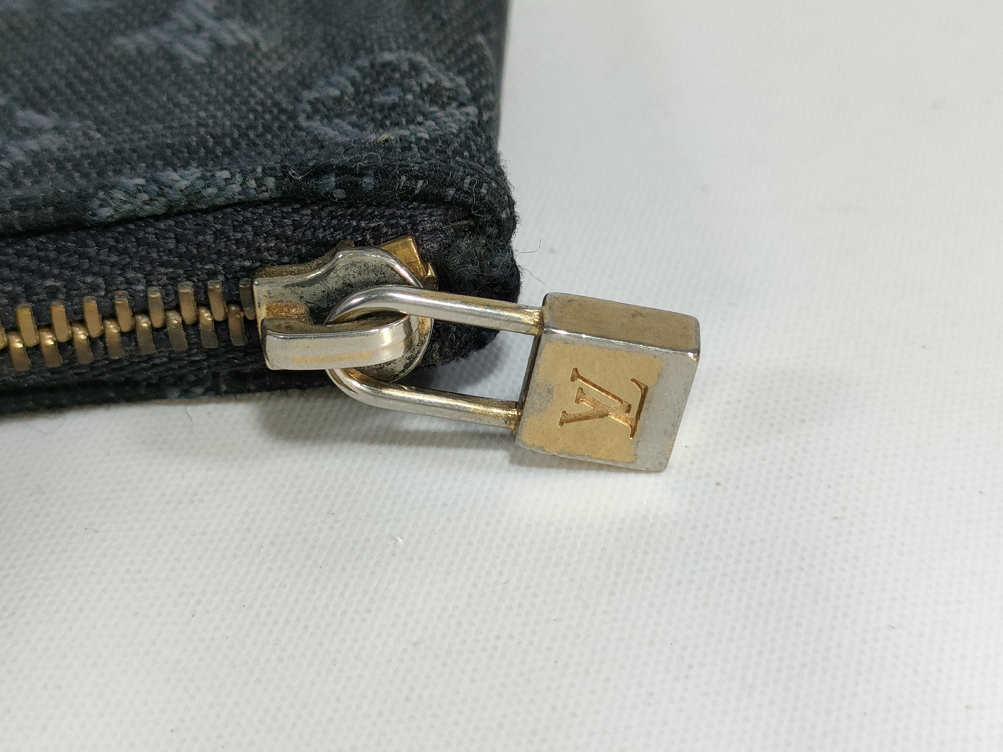 Monogram Mini Lin Pochette Clé Navy Key Case — view 12