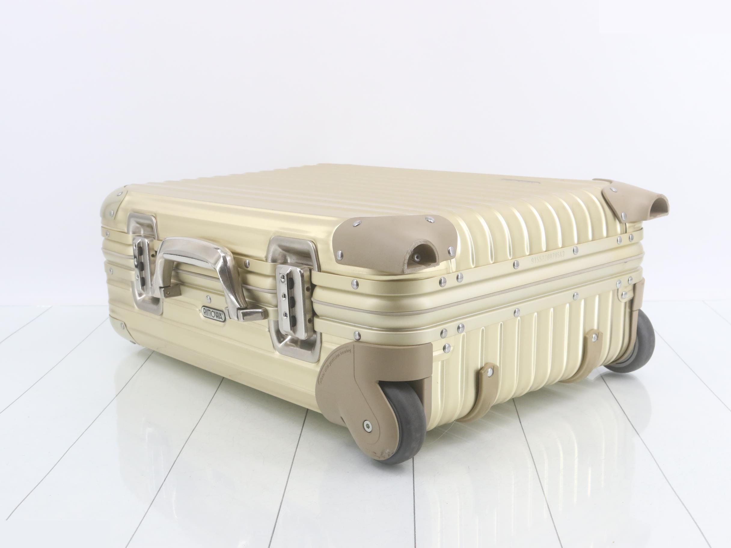 Topaz Gold Trunk 35L — view 5
